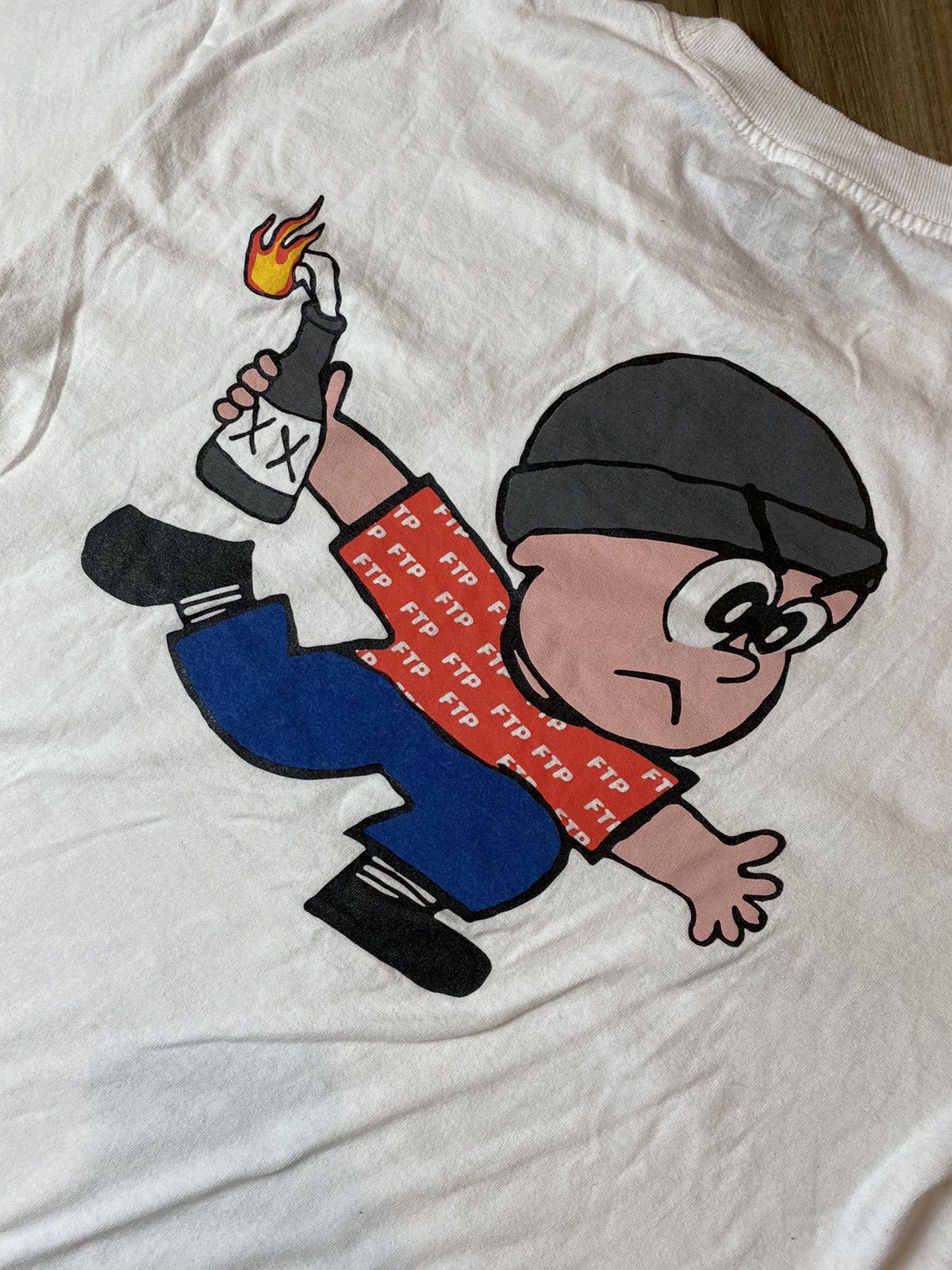 Molotov kid tee best sale