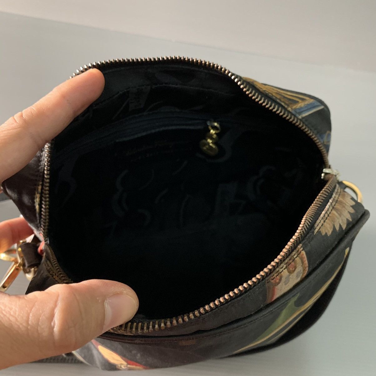 Salvatore Ferragamo Salvatore Ferragamo Slingbag Size ONE SIZE - 11 Thumbnail
