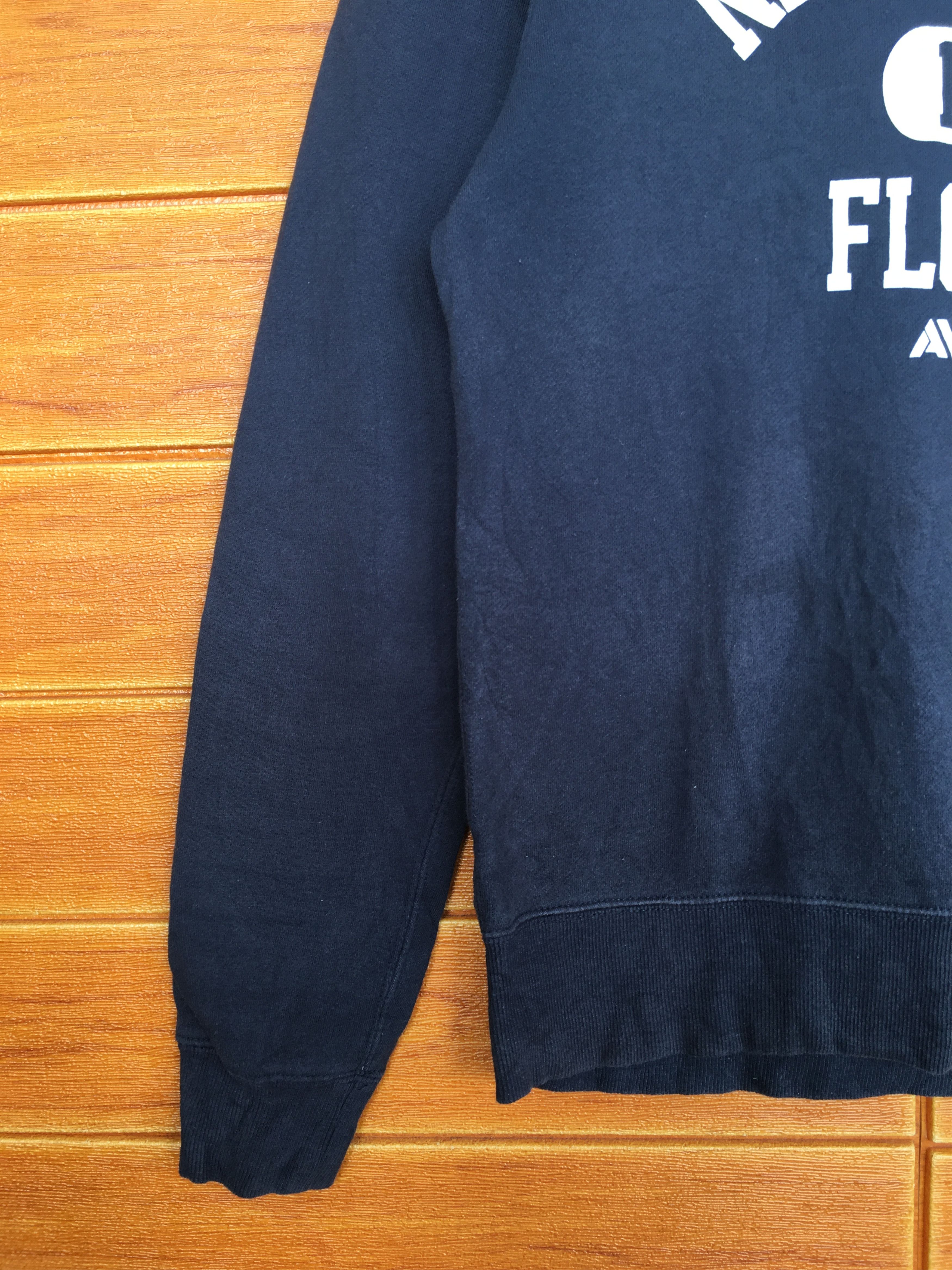 Avirex Vintage 90s AVIREX Usa Navy Eagles Florida 1975 Sweatshirt Size US M / EU 48-50 / 2 - 4 Thumbnail