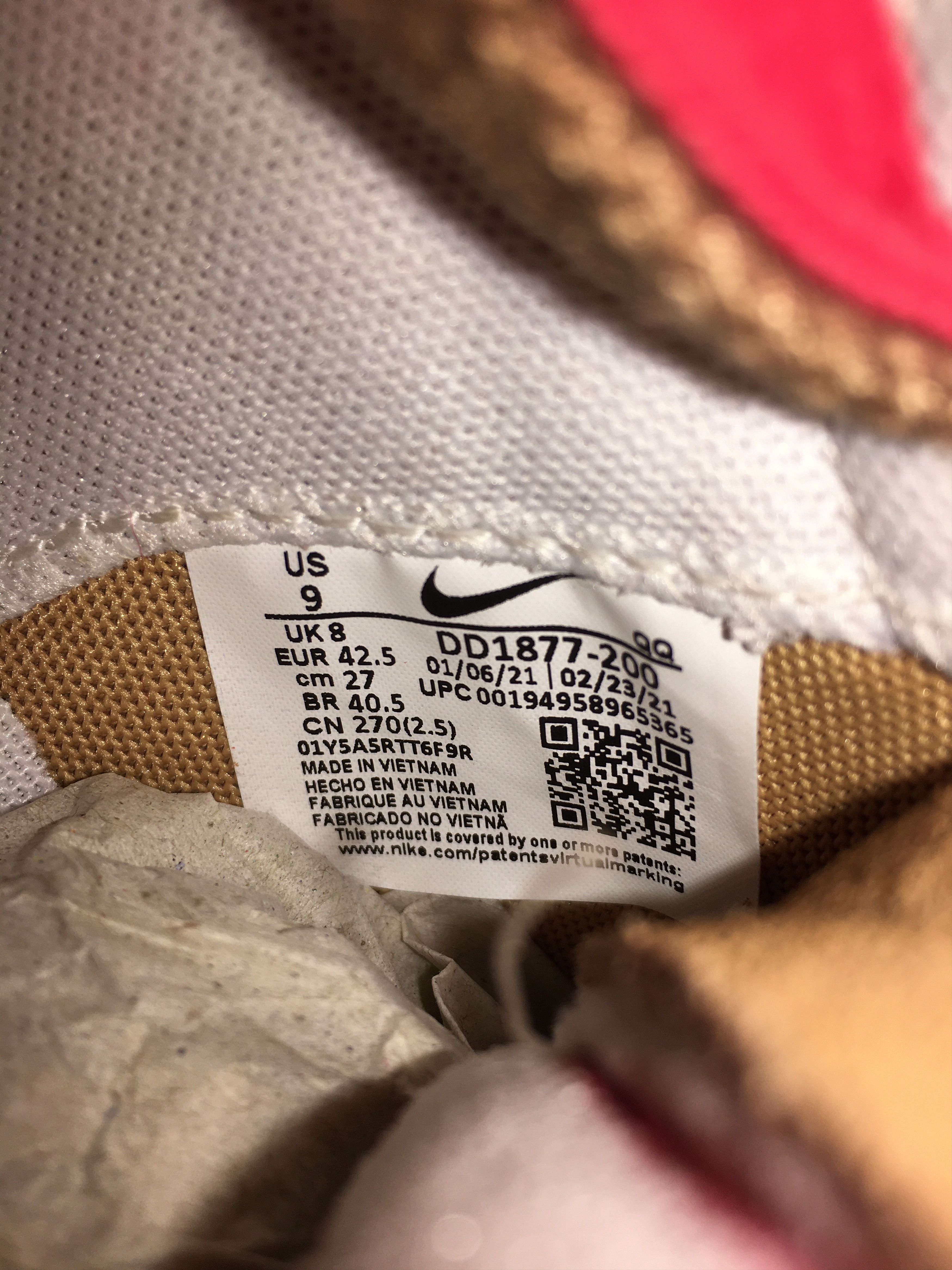 Nike × Sacai Blazer Low - British Tan / Uni Red Size US 9 / EU 42 - 10 Thumbnail