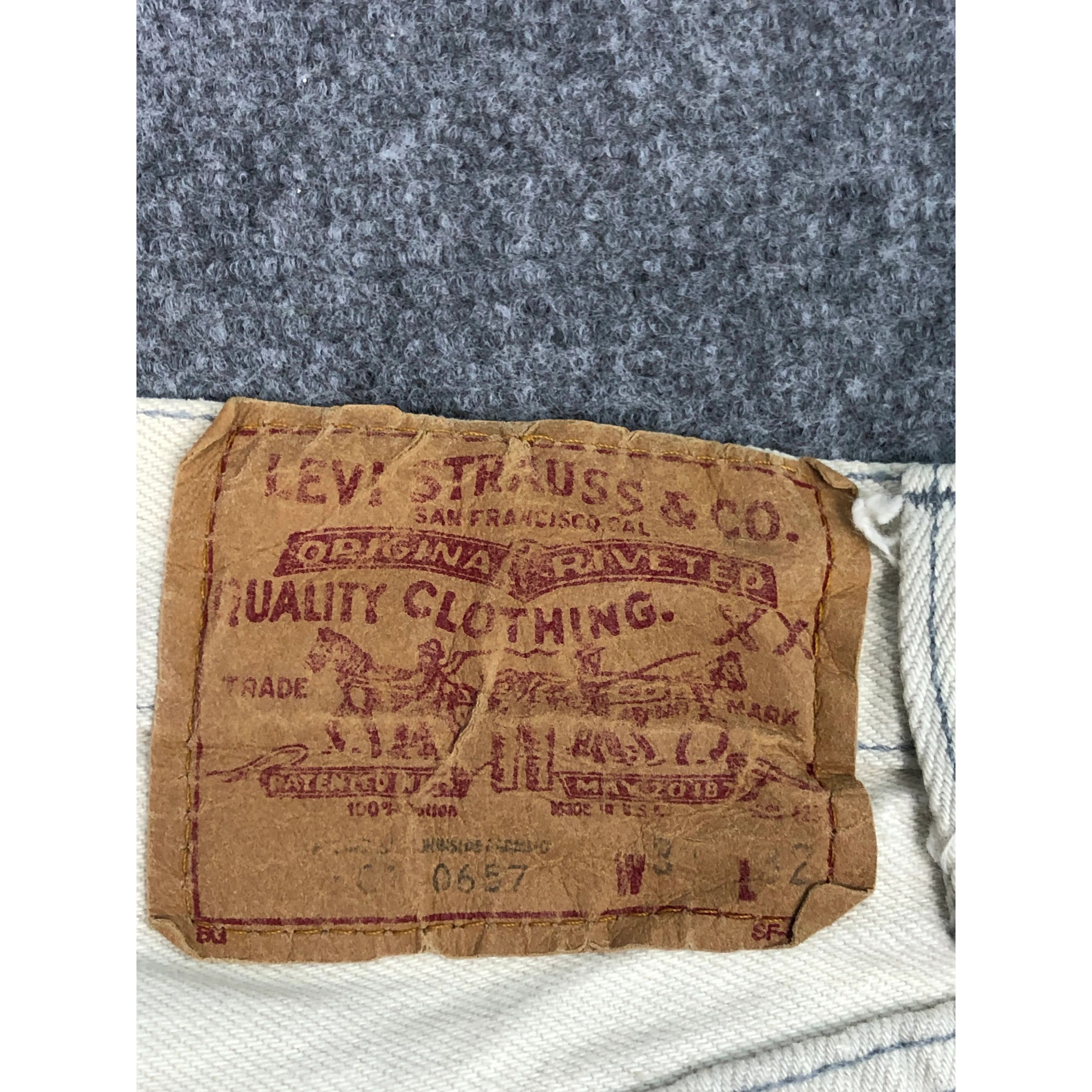 Levi's Vintage 90s 501 Levis Jeans Washed DP0513 Size US 35 - 5 Thumbnail