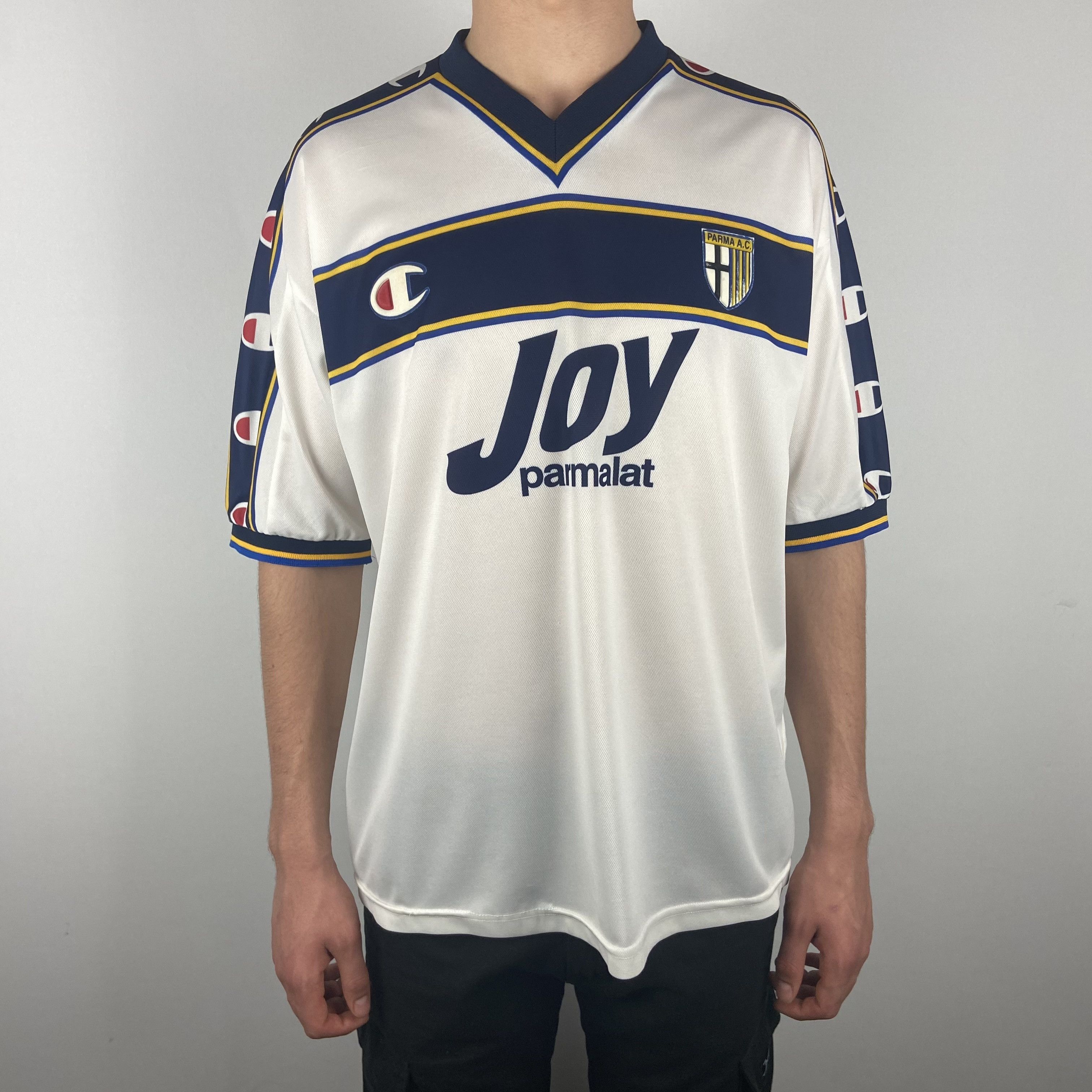 Champion × Soccer Jersey × Vintage Parma AC 2001-02 Champion