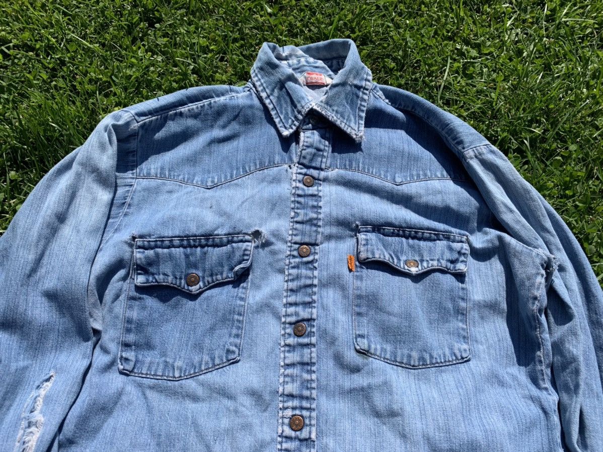 Levi's × Levi's Vintage Clothing × Vintage Vintage Orange Tab Snap Button Levis Denim Chambray Shirt Size US M / EU 48-50 / 2 - 1 Thumbnail