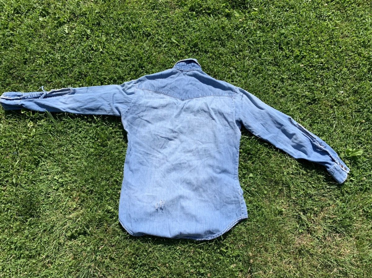 Levi's × Levi's Vintage Clothing × Vintage Vintage Orange Tab Snap Button Levis Denim Chambray Shirt Size US M / EU 48-50 / 2 - 4 Thumbnail