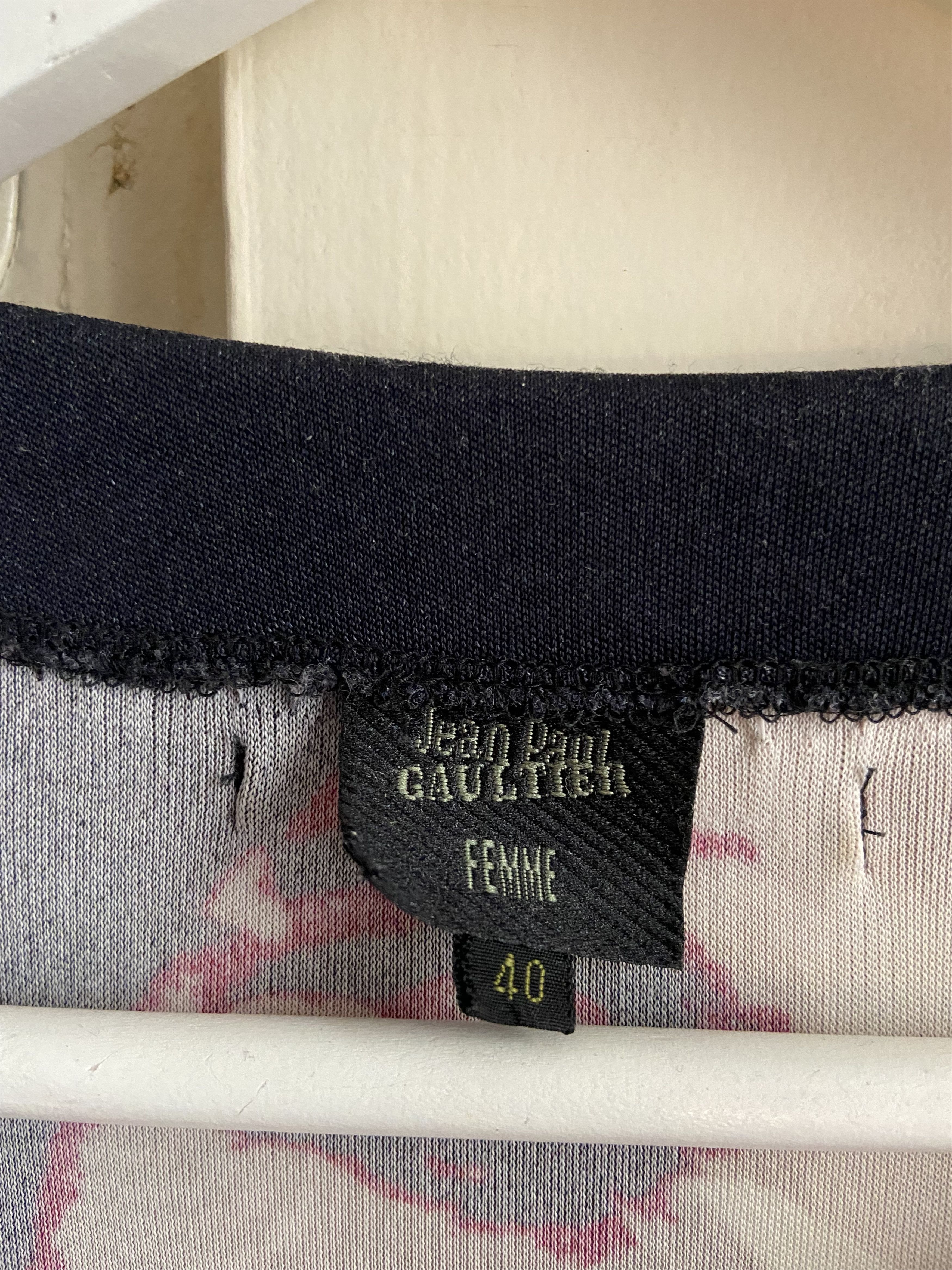Jean Paul Gaultier JEAN PAUL GAULTIER ICONIC FACES TOP Size US S / EU 44-46 / 1 - 4 Thumbnail