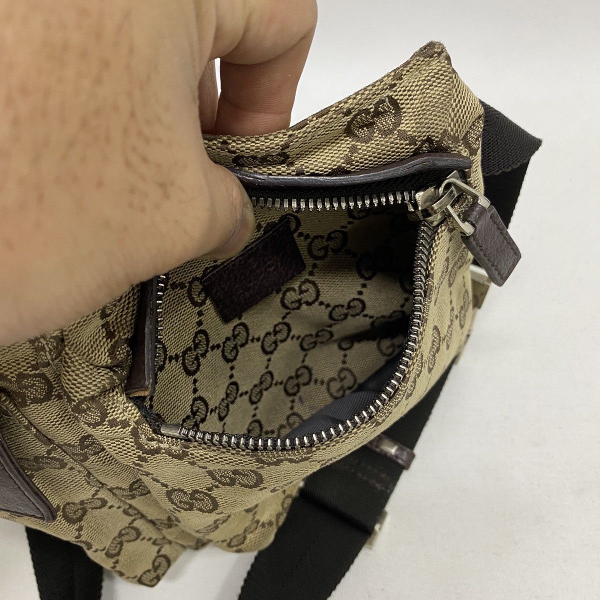 Gucci AUTHENTIC GUCCI GG BROWN WAIST BUM BAG Size ONE SIZE - 9 Thumbnail