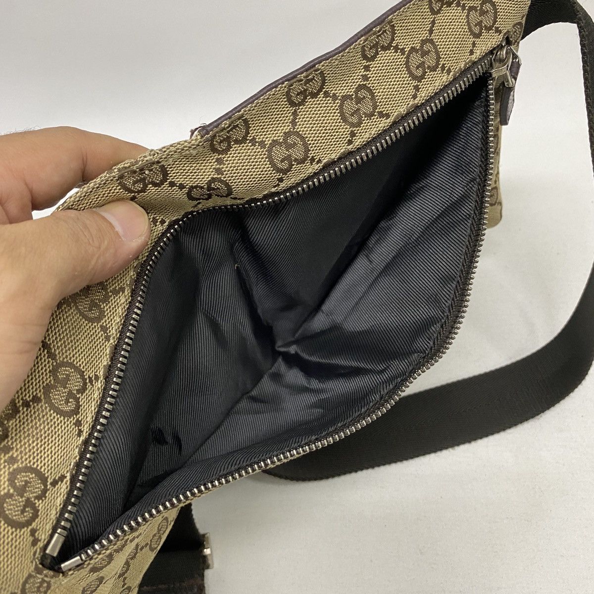 Gucci AUTHENTIC GUCCI GG BROWN WAIST BUM BAG Size ONE SIZE - 12 Thumbnail