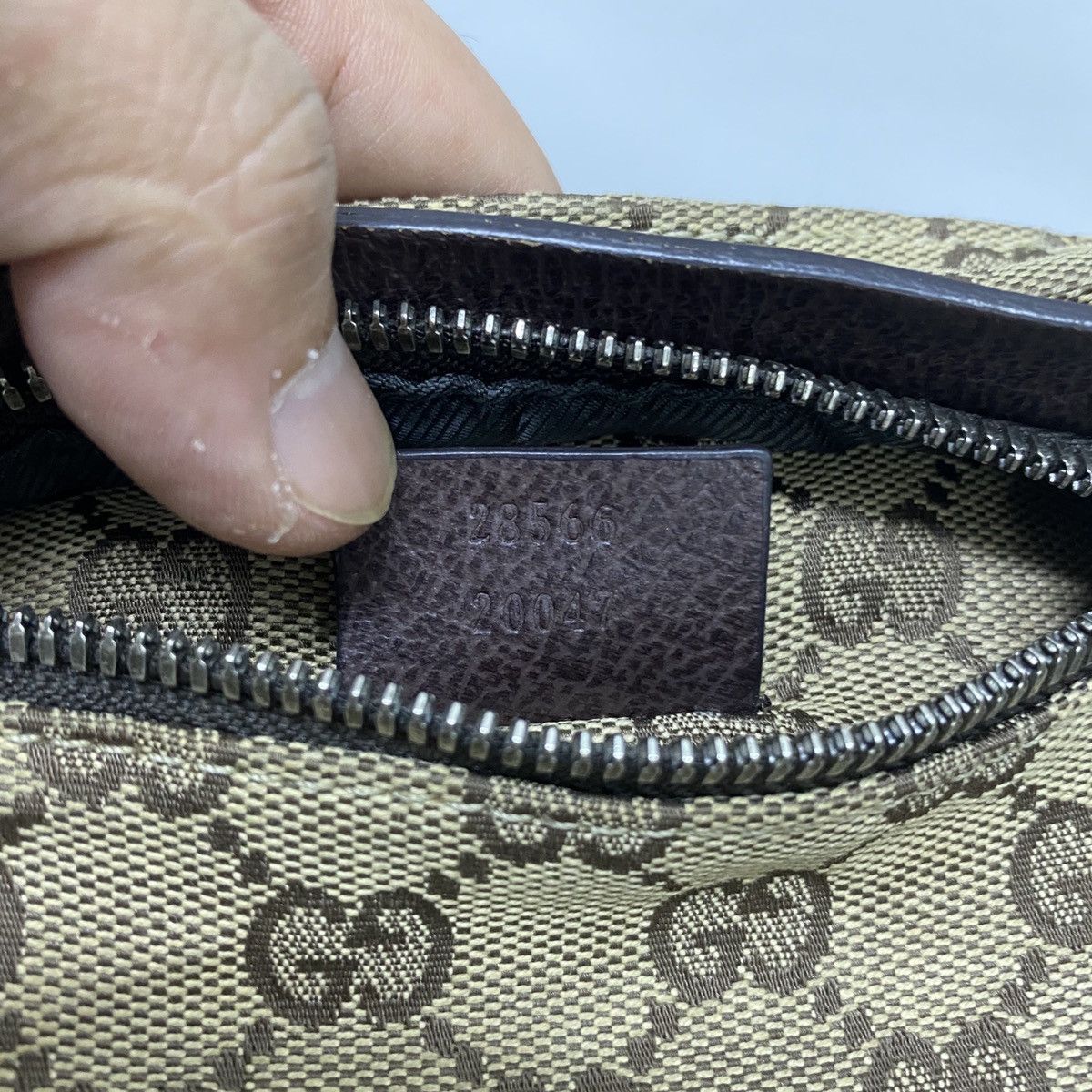 Gucci AUTHENTIC GUCCI GG BROWN WAIST BUM BAG Size ONE SIZE - 11 Thumbnail