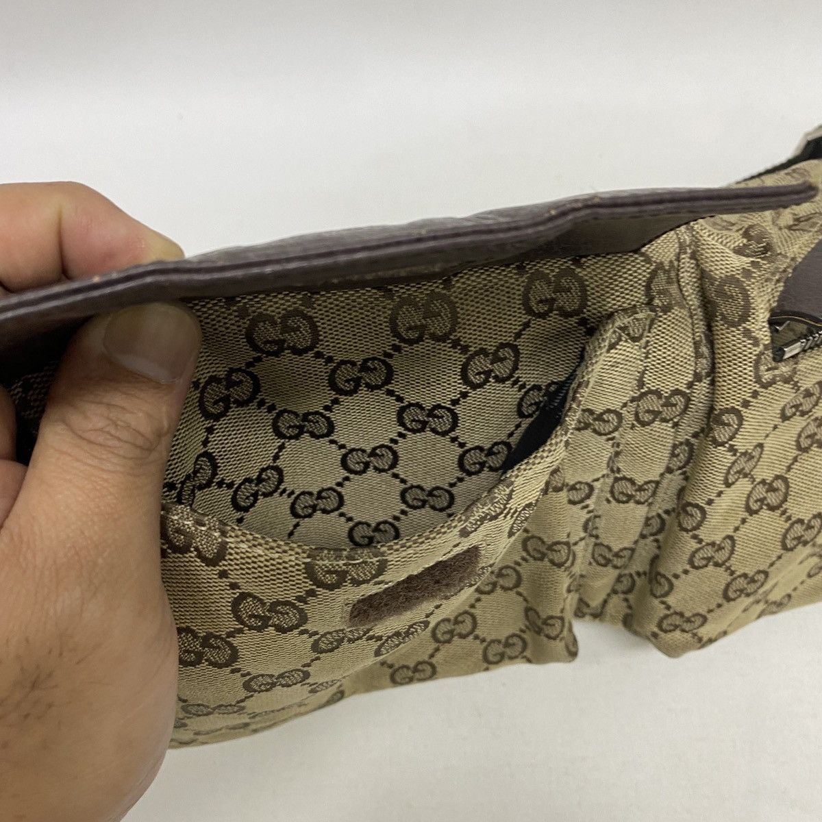 Gucci AUTHENTIC GUCCI GG BROWN WAIST BUM BAG Size ONE SIZE - 8 Thumbnail