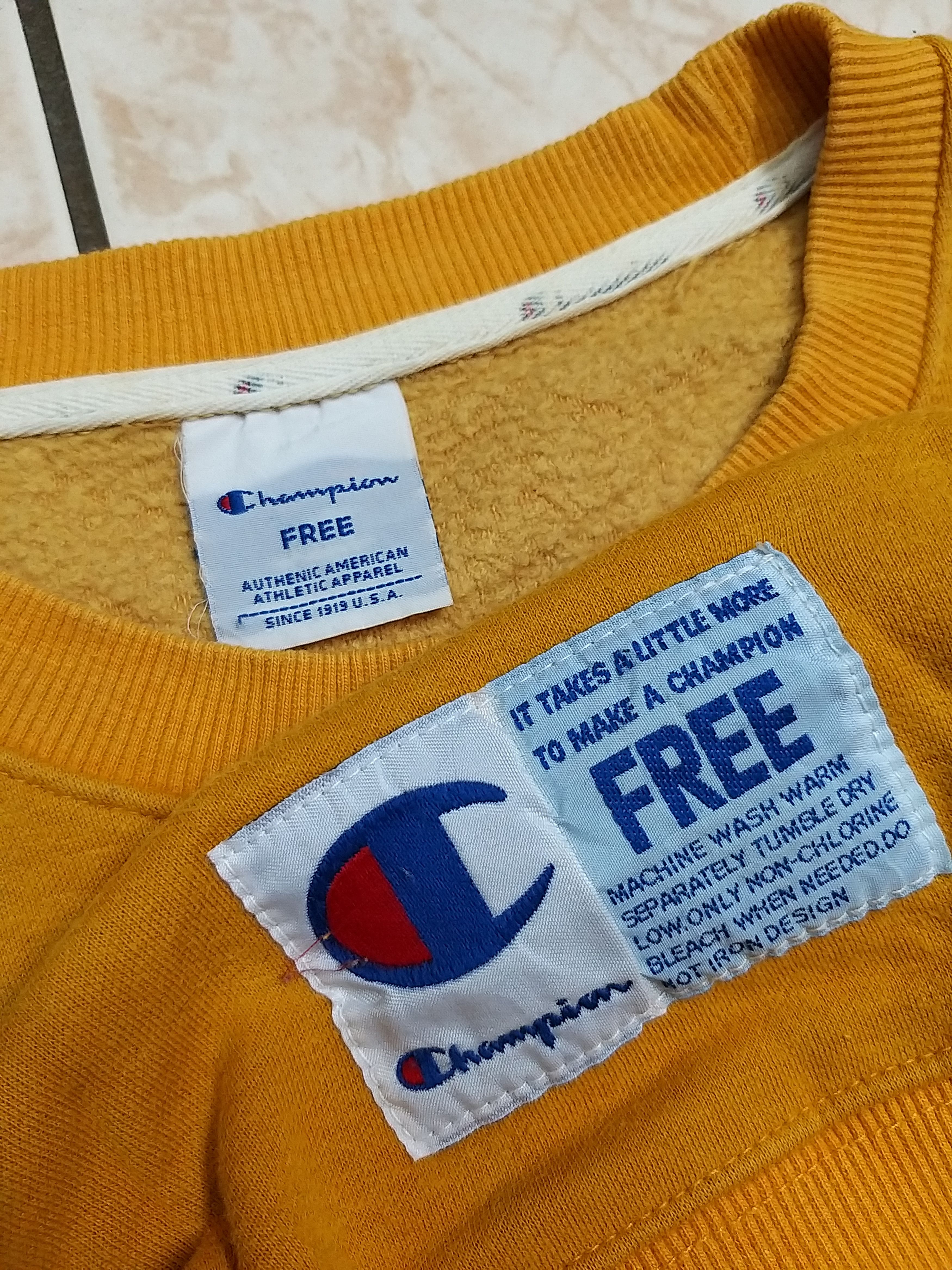 Champion GRAIL🔥CHAMPION EMBROIDERY LOGO PULLOVER SWEATSHIRT Size US L / EU 52-54 / 3 - 7 Thumbnail