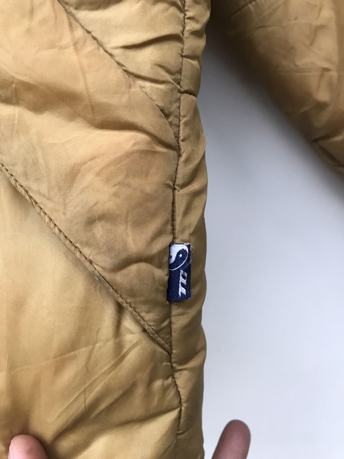 Other Vintage T&C Surf Puffer Hooded Bomber Jacket Size US L / EU 52-54 / 3 - 4 Thumbnail