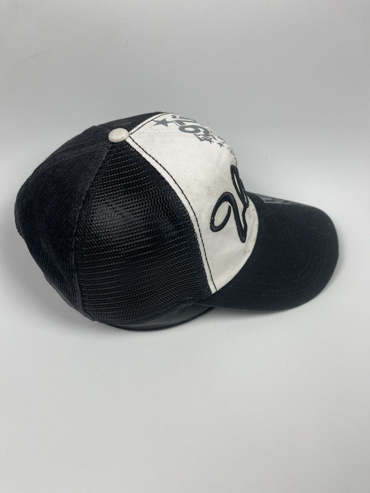 Vision Streetwear Vision Street wear lagends Never Die Half Trucker Hat Size ONE SIZE - 4 Thumbnail