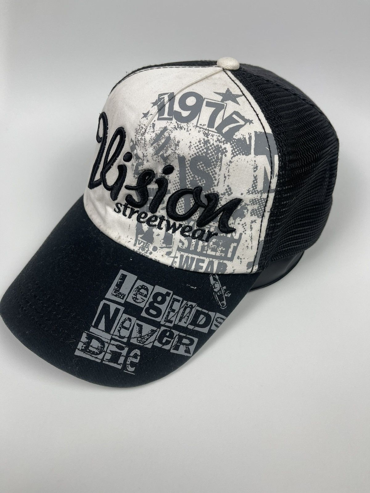 Vision Streetwear Vision Street wear lagends Never Die Half Trucker Hat Size ONE SIZE - 2 Thumbnail