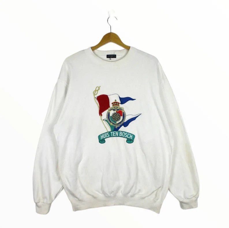 Vintage Vintage Huis Ten Bosch Embroidery Sweatshirt | Grailed