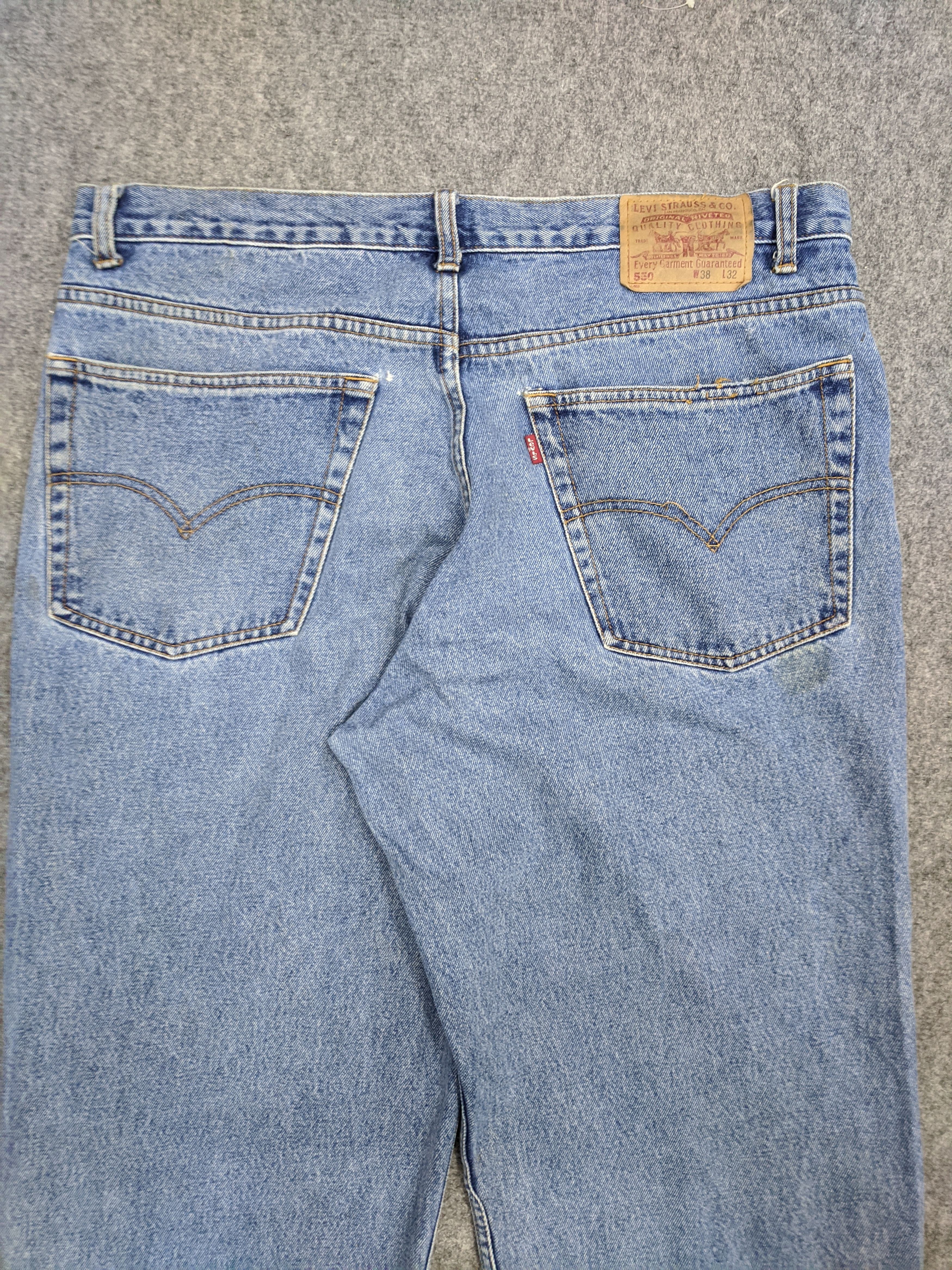 Levi's Vintage Levis 550 Jeans Lightwash DP0768 Size US 39 - 4 Thumbnail