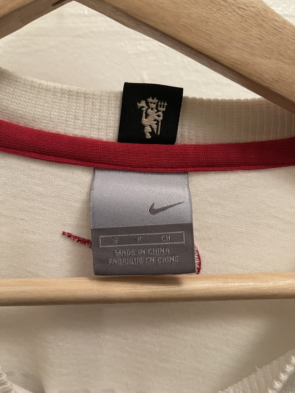 Nike Vintage Nike Manchester United Long Sleeve Size US S / EU 44-46 / 1 - 6 Thumbnail