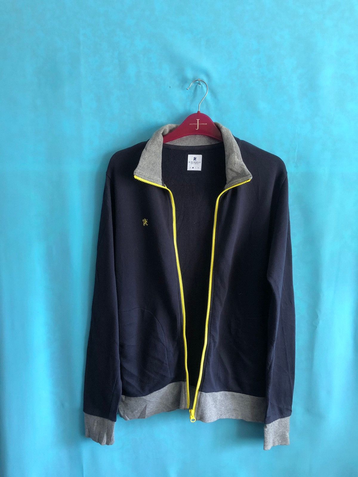 R.Newbold 1990s zipper britain cool ringer #1401 Size US M / EU 48-50 / 2 - 3 Thumbnail