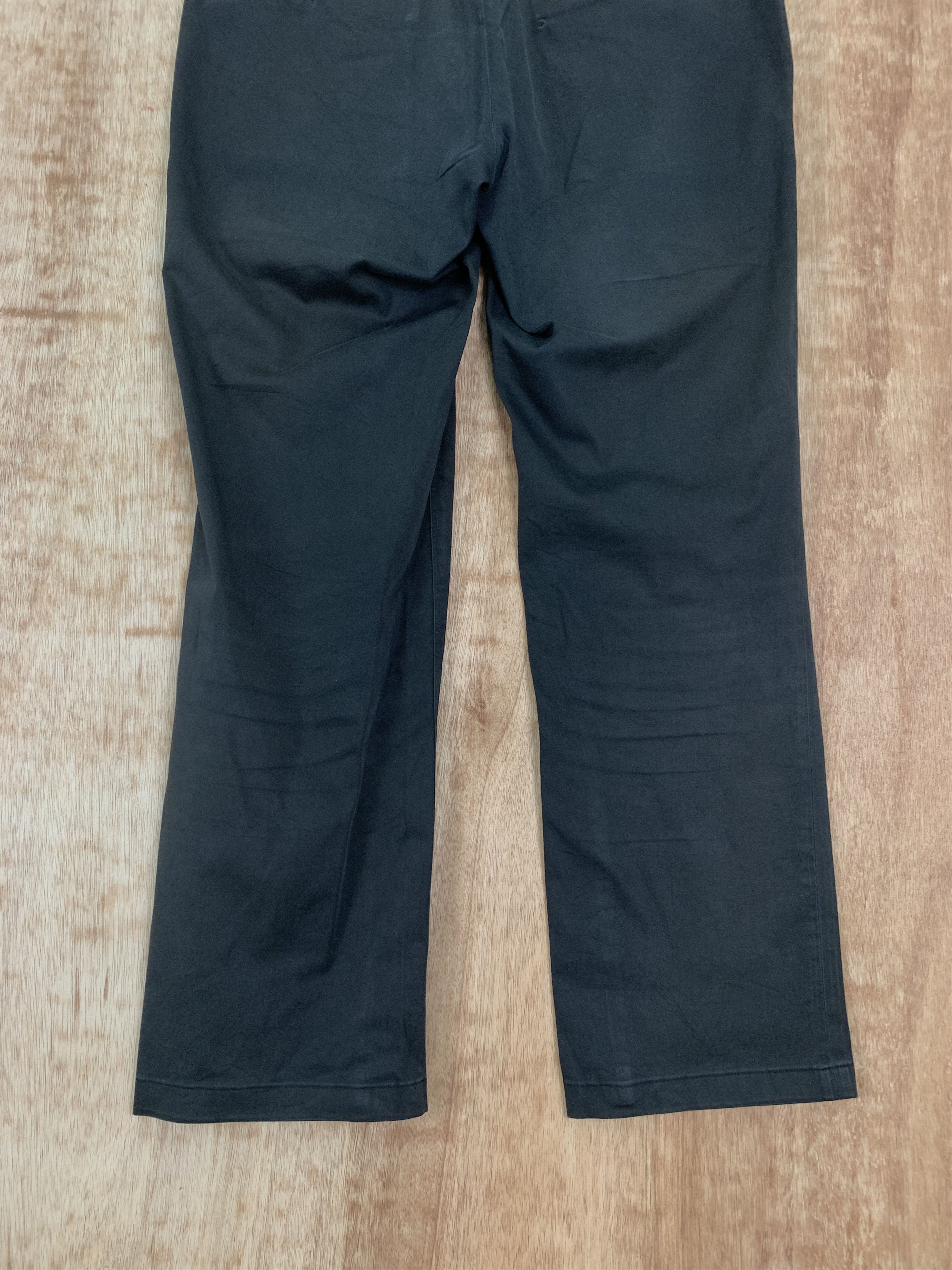 Burberry Burberry Pants Black Label Vintage Japanese Branded Size US 32 / EU 48 - 9 Thumbnail