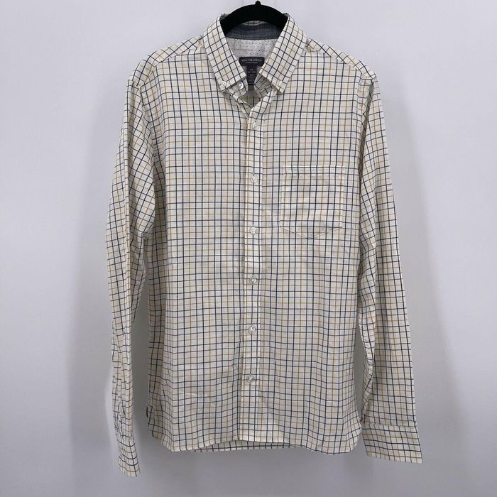 Van Heusen Van Heusen Never Tuck Long Sleeve Button Front Shirt | Grailed