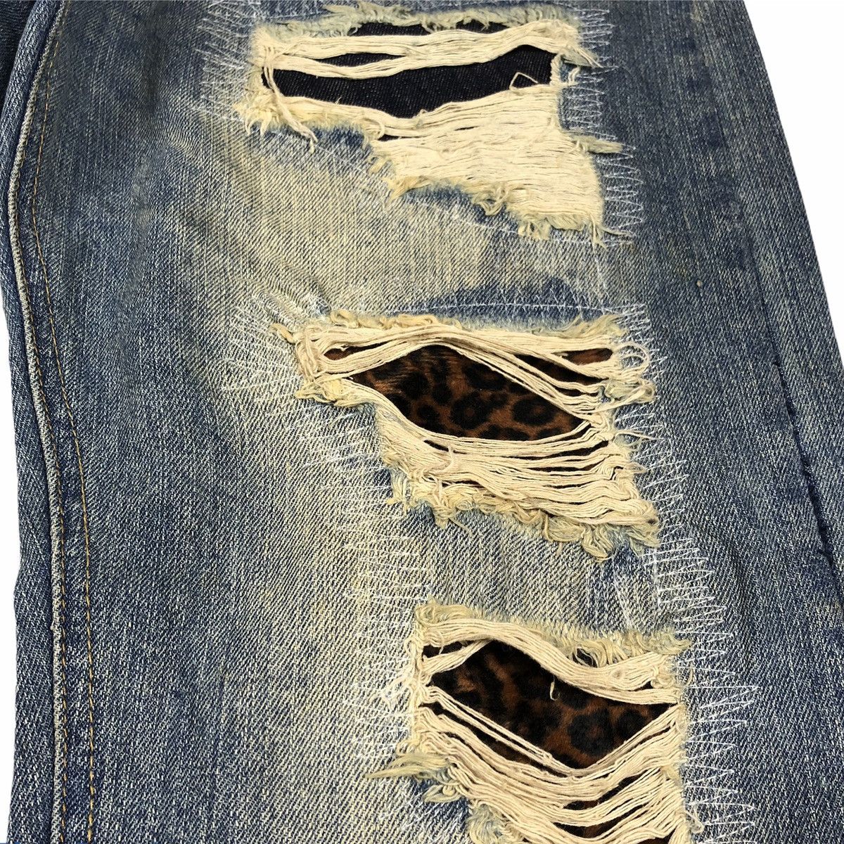 Pure Blue Japan Pure Blue Japan Distressed Denim Size US 34 / EU 50 - 6 Thumbnail