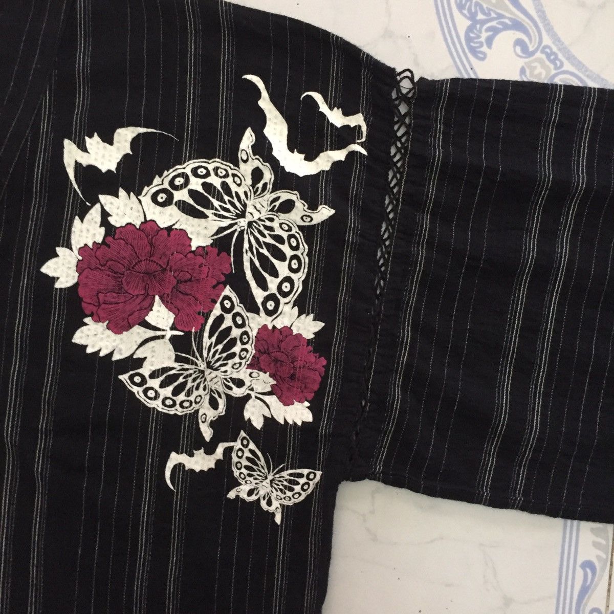 Japanese Brand Kimono Bat Butterflies Flowers Printed Size US L / EU 52-54 / 3 - 7 Thumbnail