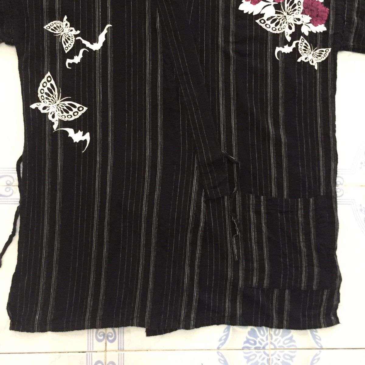 Japanese Brand Kimono Bat Butterflies Flowers Printed Size US L / EU 52-54 / 3 - 6 Thumbnail