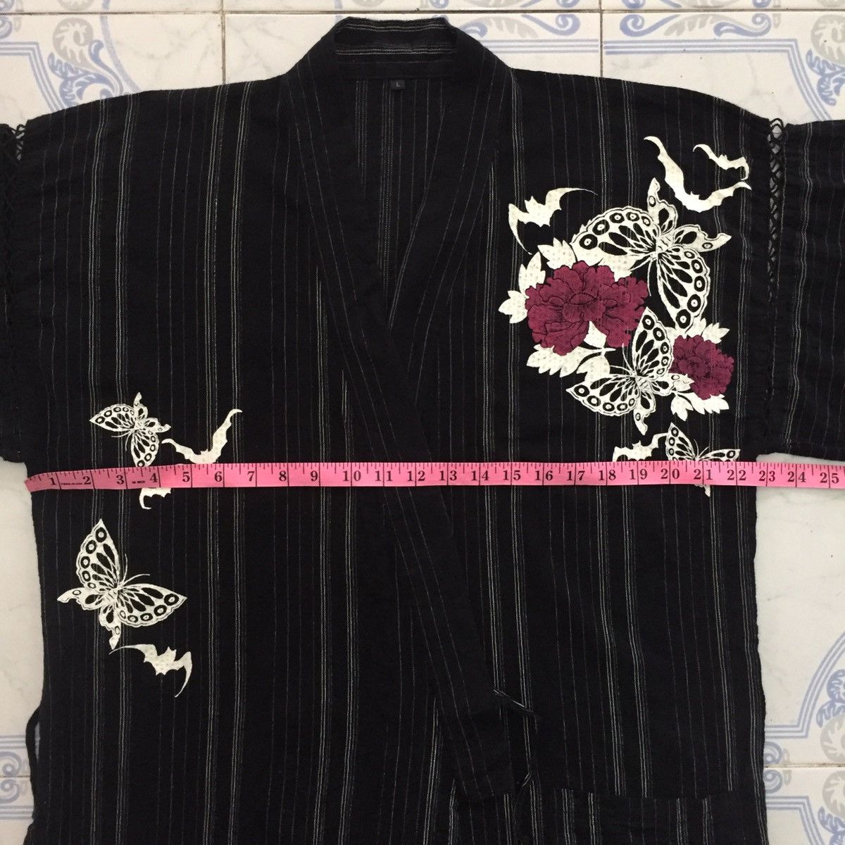 Japanese Brand Kimono Bat Butterflies Flowers Printed Size US L / EU 52-54 / 3 - 17 Thumbnail