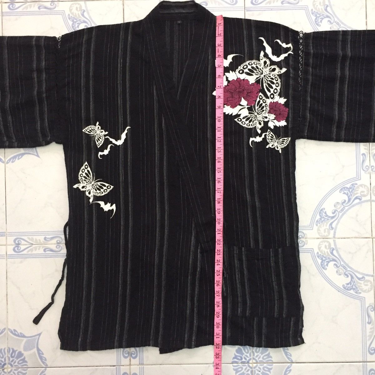 Japanese Brand Kimono Bat Butterflies Flowers Printed Size US L / EU 52-54 / 3 - 18 Thumbnail