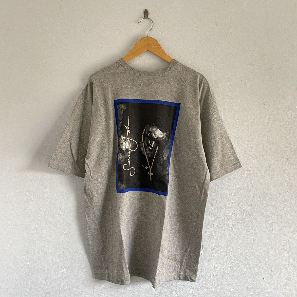 vintage sean john t-shirt