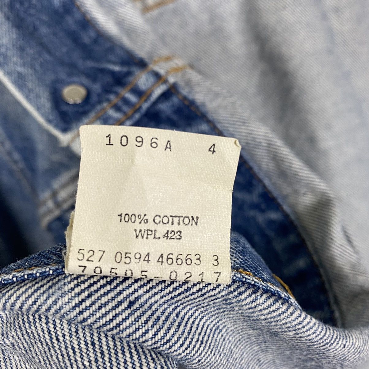 Levi's ☀️70505-0217 DISTRESSED LEVIS TRUCKER JACKET Size US M / EU 48-50 / 2 - 12 Thumbnail