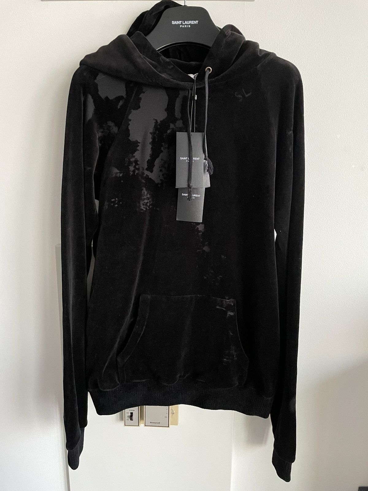 Hedi Slimane × Saint Laurent Paris × Yves Saint Laurent NEW SL Logo Distressed Destroy Velvet Hoodie LimitedEdition Size US S / EU 44-46 / 1 - 16 Thumbnail