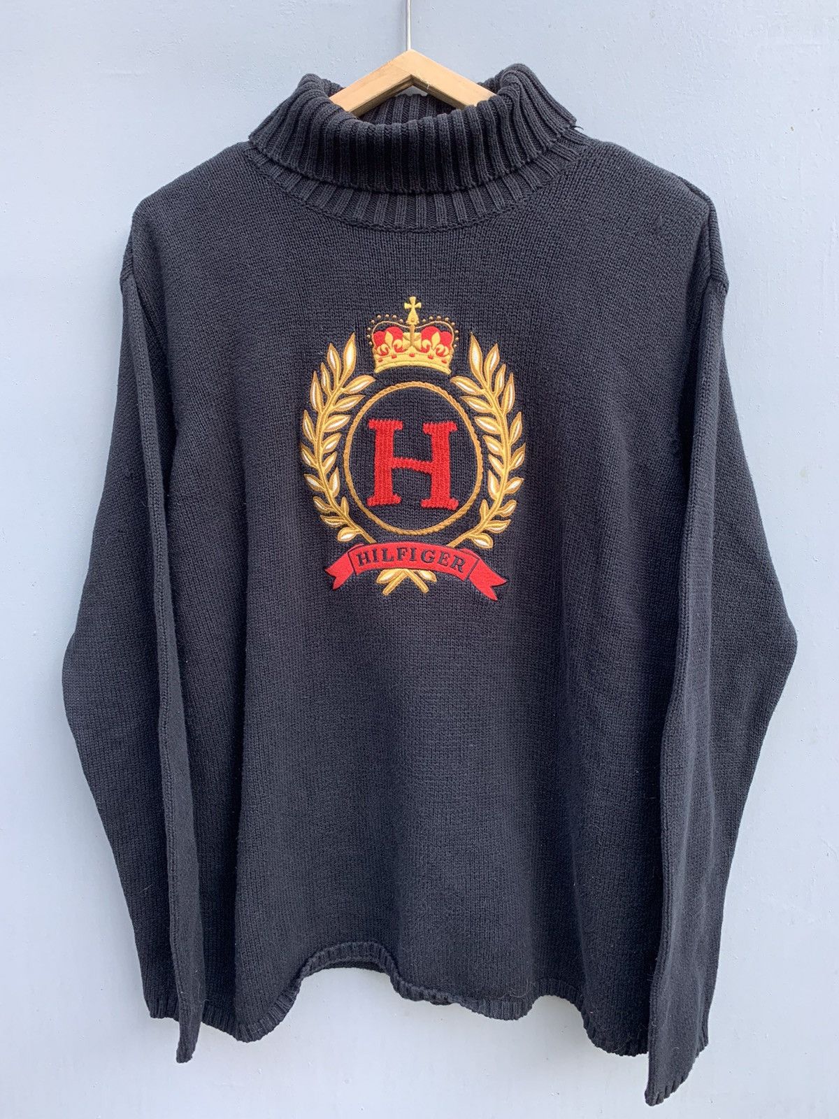 Tommy Hilfiger × Vintage Vintage Tommy Hilfiger Big Logo Embroider Sweater SZ XL Size US XL / EU 56 / 4 - 1 Thumbnail