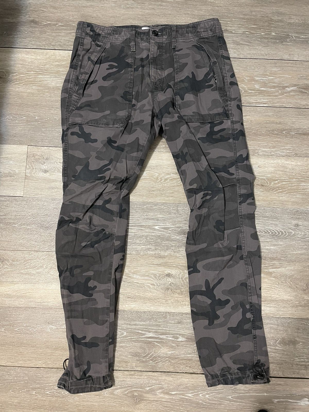 Vintage Gap vintage Camo pants | Grailed