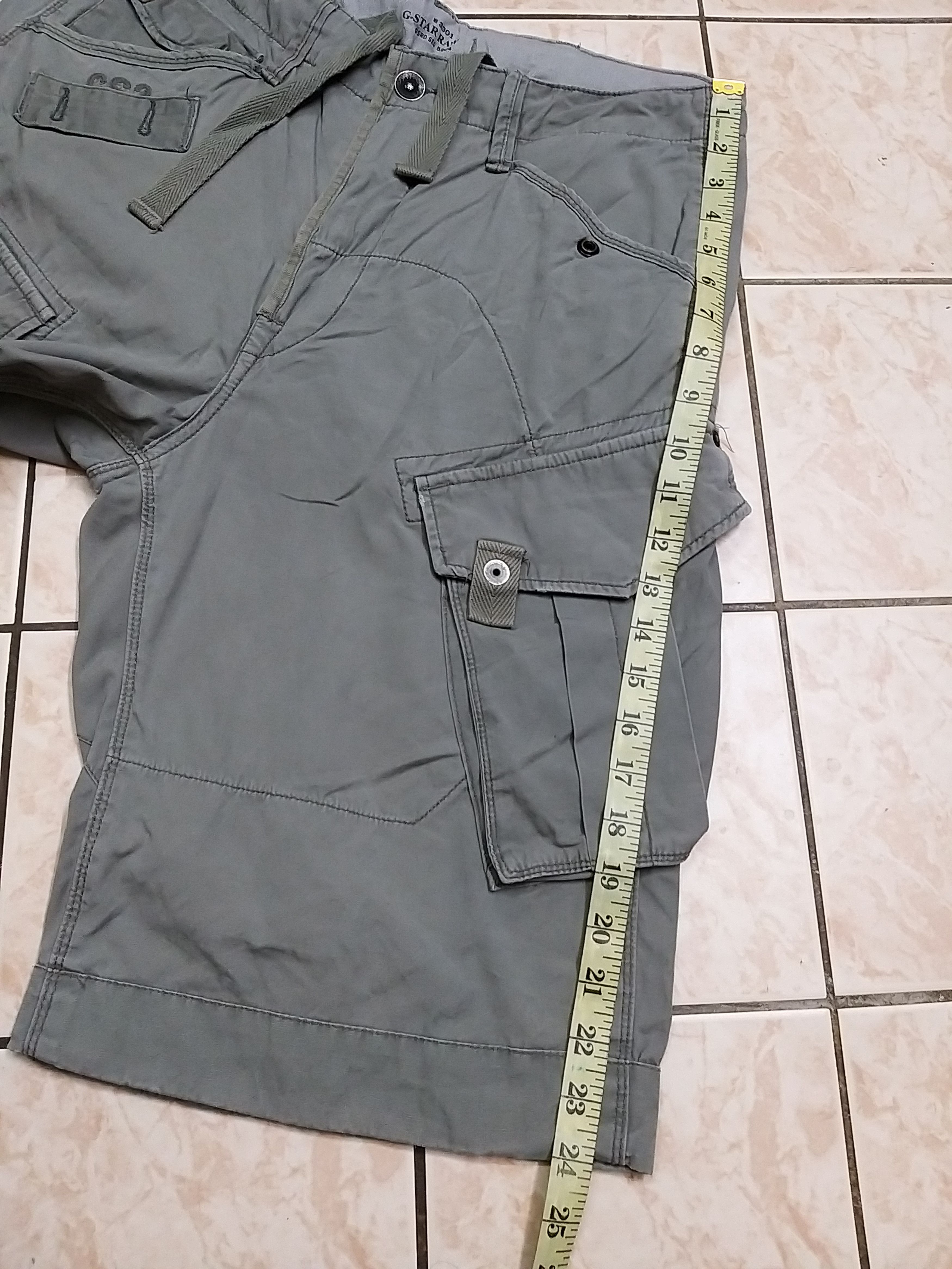 G-Star NICE💥💥G-STAR RAW 3301 MULTIPOCKET/CARGO SHORT PANT Size US 33 - 13 Thumbnail