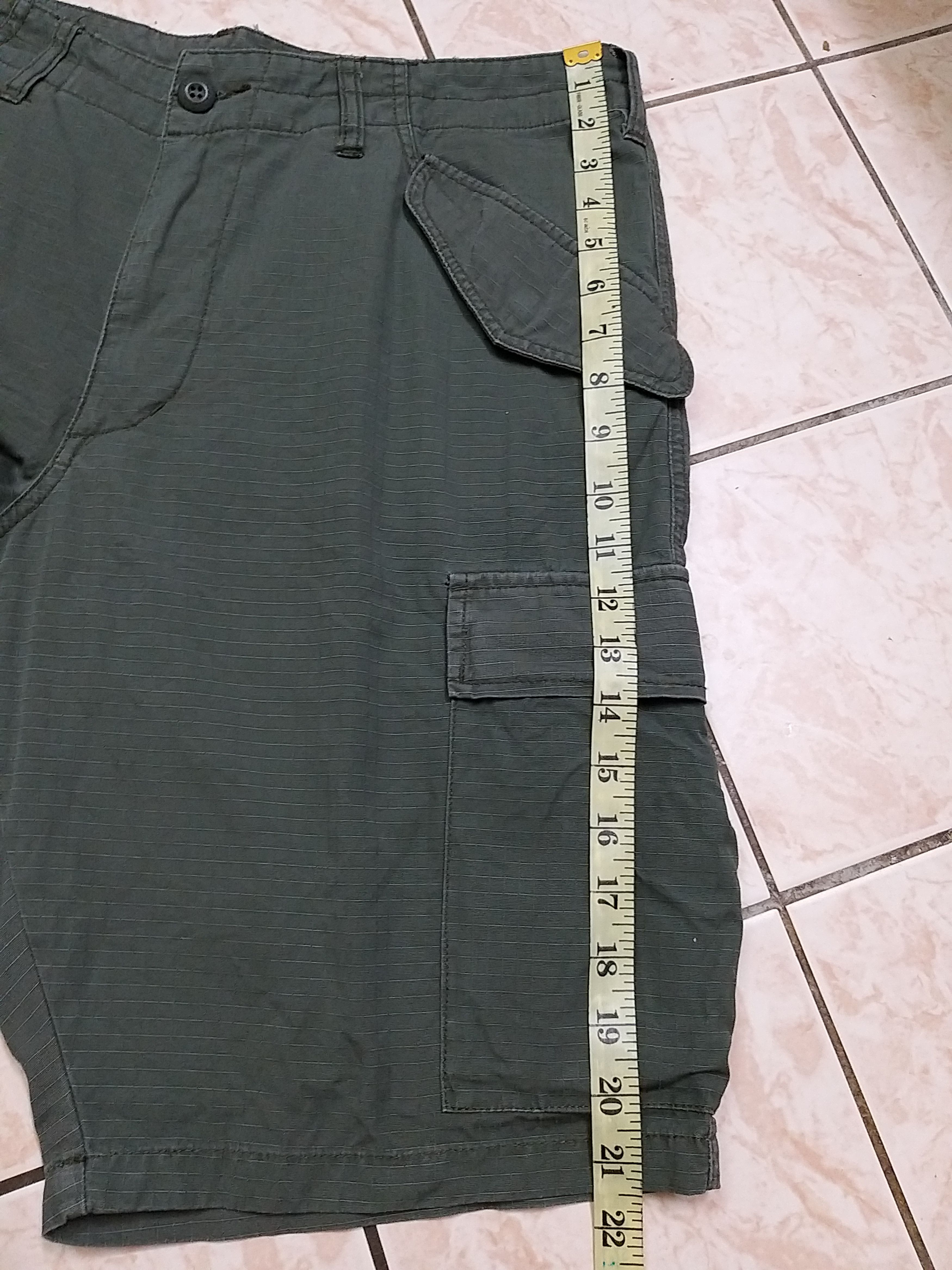 Alpha Industries OG ALPHA INDUSTRIES MULTIPOCKET/CARGO MILITARY SHORT PANT Size US 35 - 12 Thumbnail