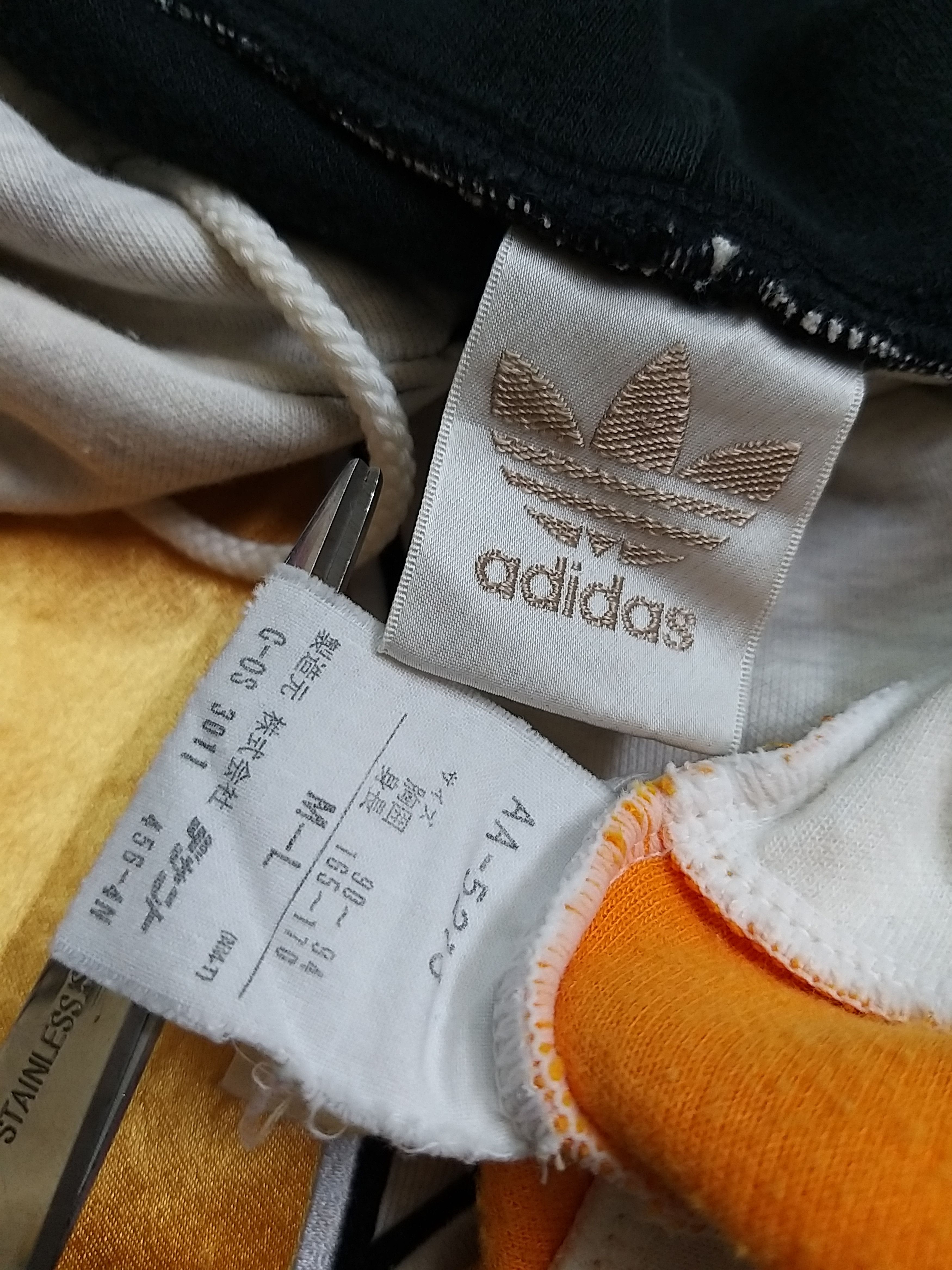 Adidas RARE🔥VINTAGE 90'S ADIDAS TREFOIL BIG LOGO EMBROIDERY HOODIES Size US L / EU 52-54 / 3 - 15 Thumbnail
