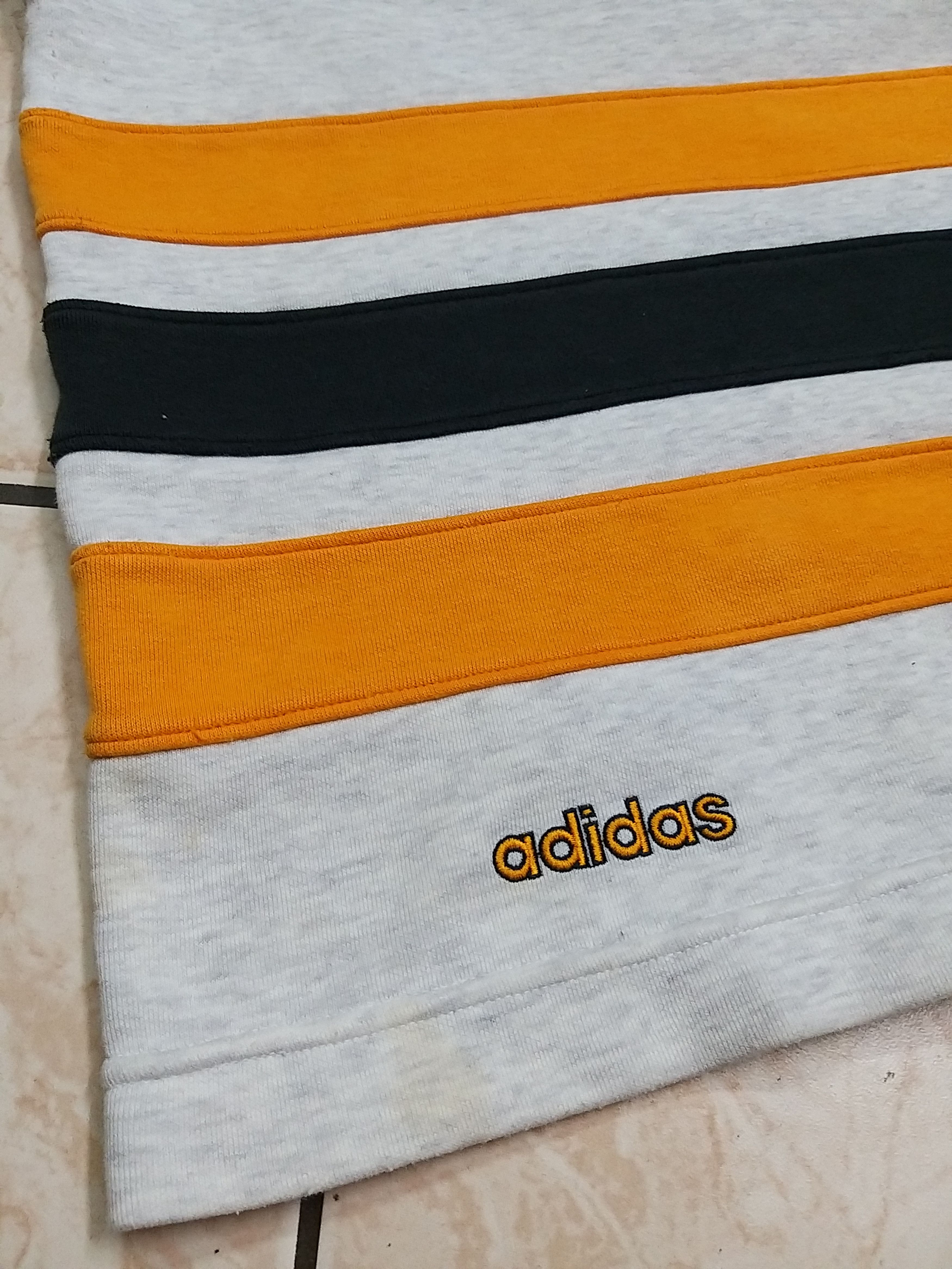 Adidas RARE🔥VINTAGE 90'S ADIDAS TREFOIL BIG LOGO EMBROIDERY HOODIES Size US L / EU 52-54 / 3 - 9 Thumbnail