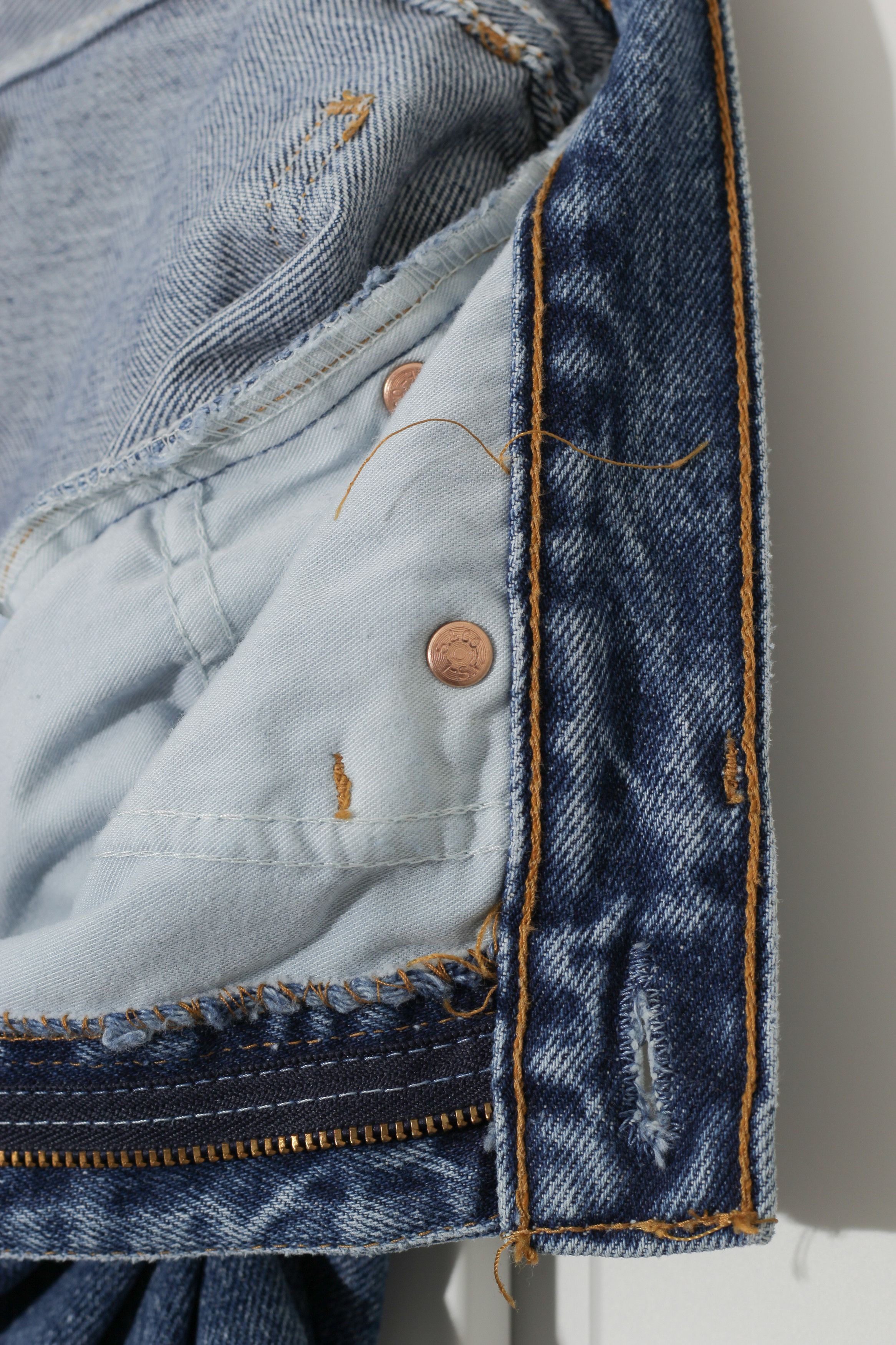 Levi's Vintage Levis Orange Tab 80s Jeans Denim Slim Fit Blue Size US 32 / EU 48 - 9 Thumbnail