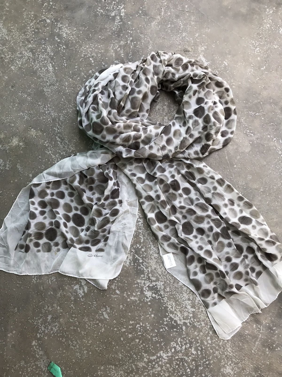 Rick Owens Rick Owens Pyhton Leather polkadot Long Muffler / scarf Size ONE SIZE - 2 Thumbnail