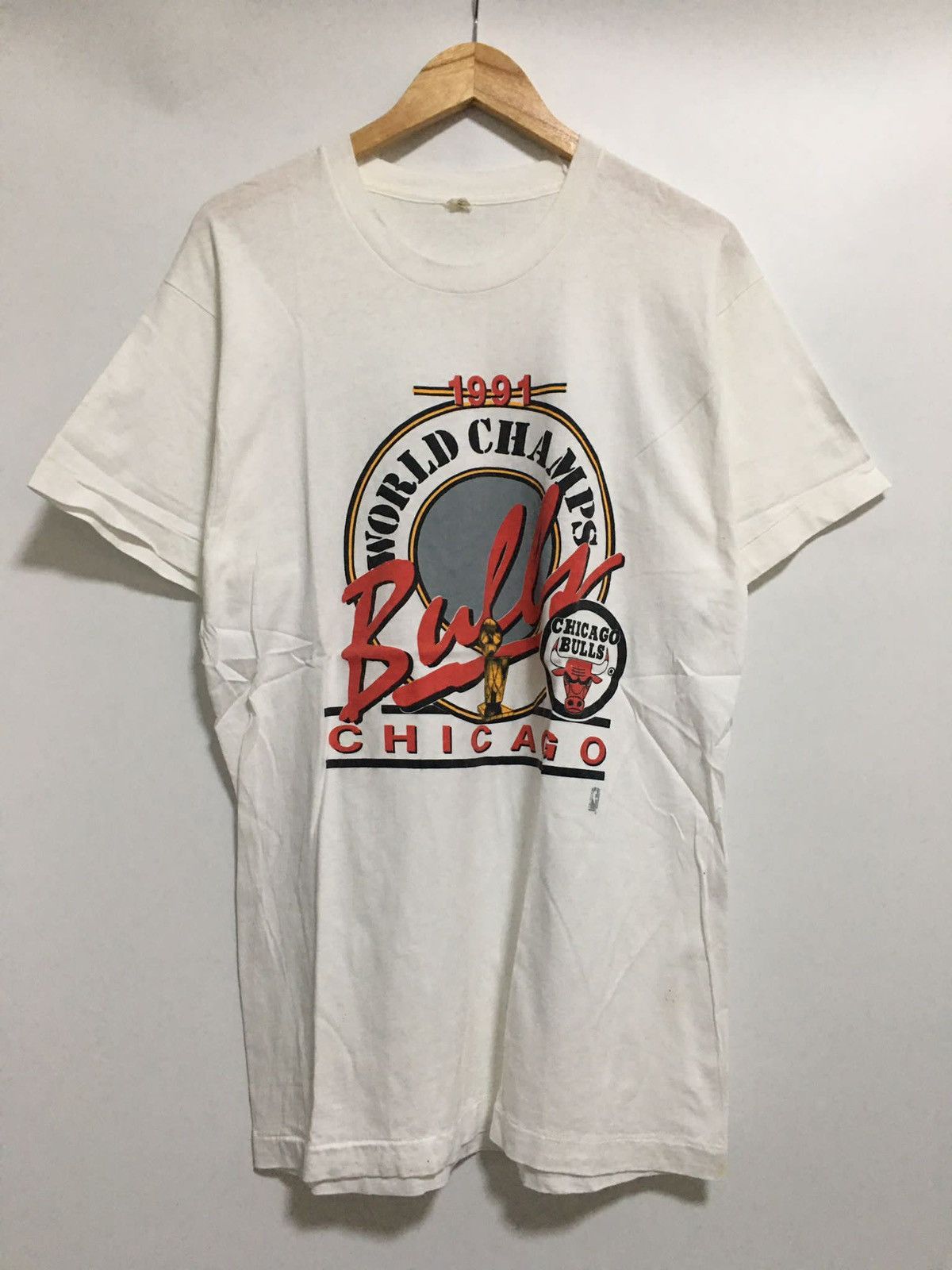 Vintage Vintage Chicago Bulls 1991 Nba World Champions White Tshirt 