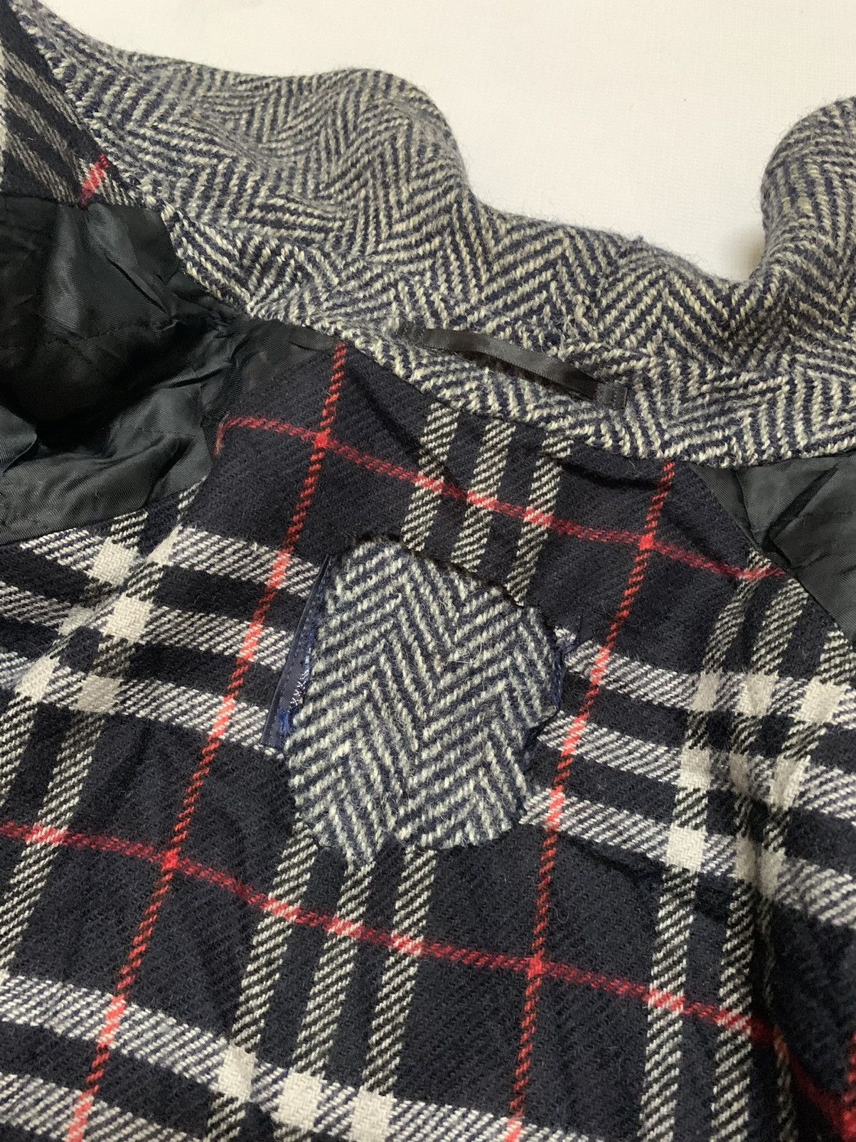 Burberry Vintage Burberry Wool Jacket Checkered Lining Fall/Winter Size US M / EU 48-50 / 2 - 10 Thumbnail