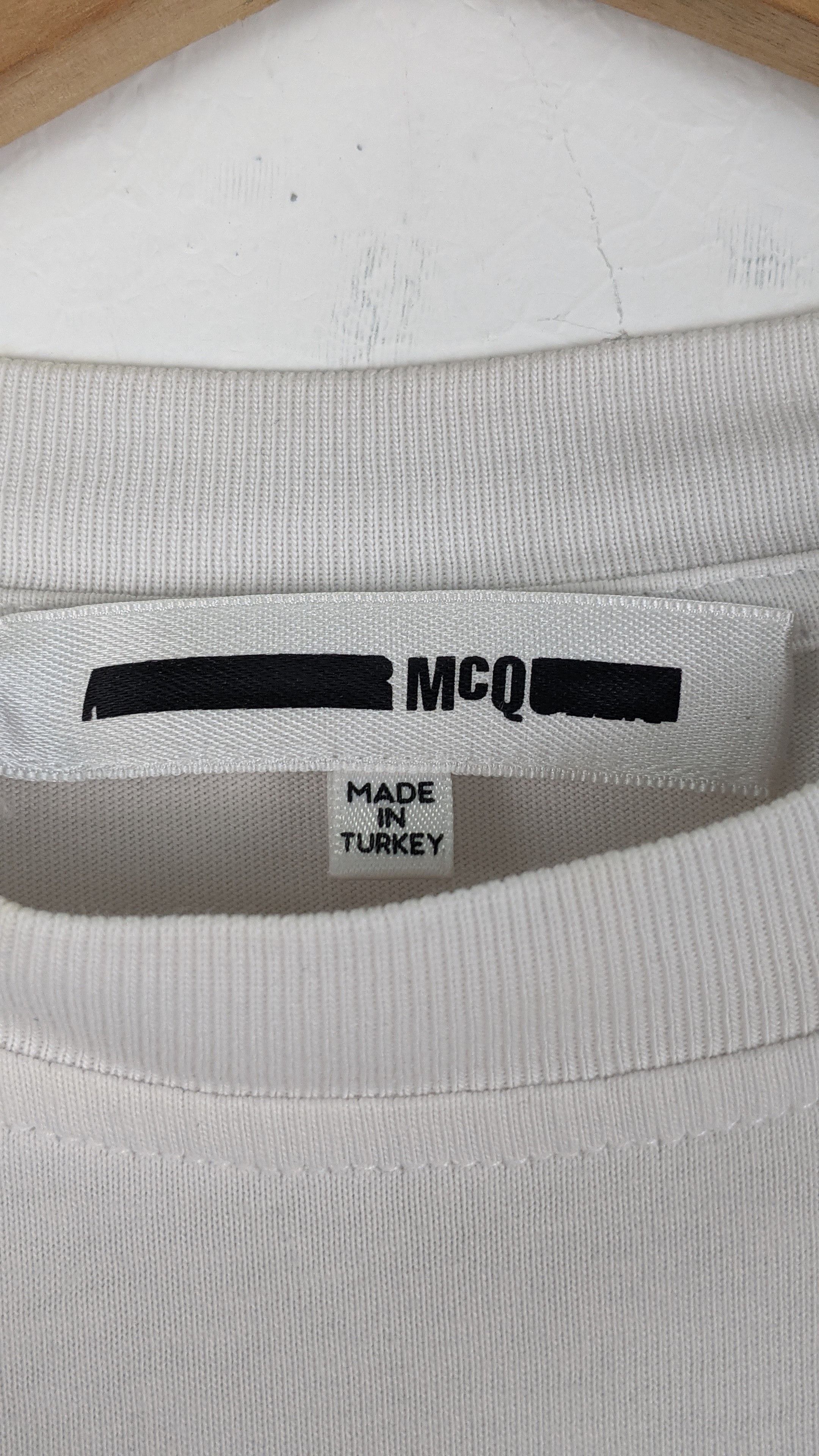 Alexander McQueen Alexander Mcqueen Rabbit shirt Size US XS / EU 42 / 0 - 4 Thumbnail