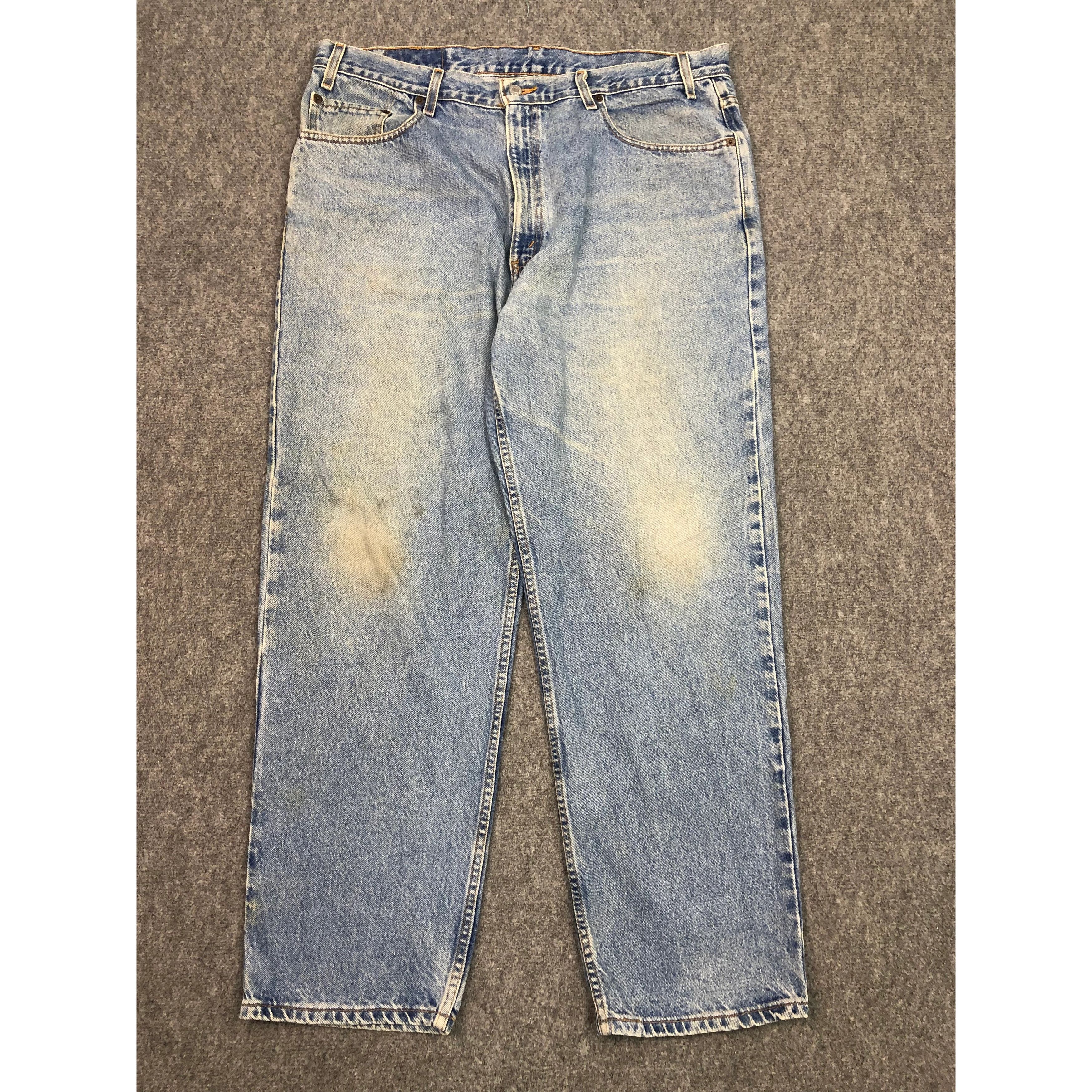 image of Vintage 90's Levis Lightwash Blue Jeans in Light Blue Jeans, Men's (Size 40)