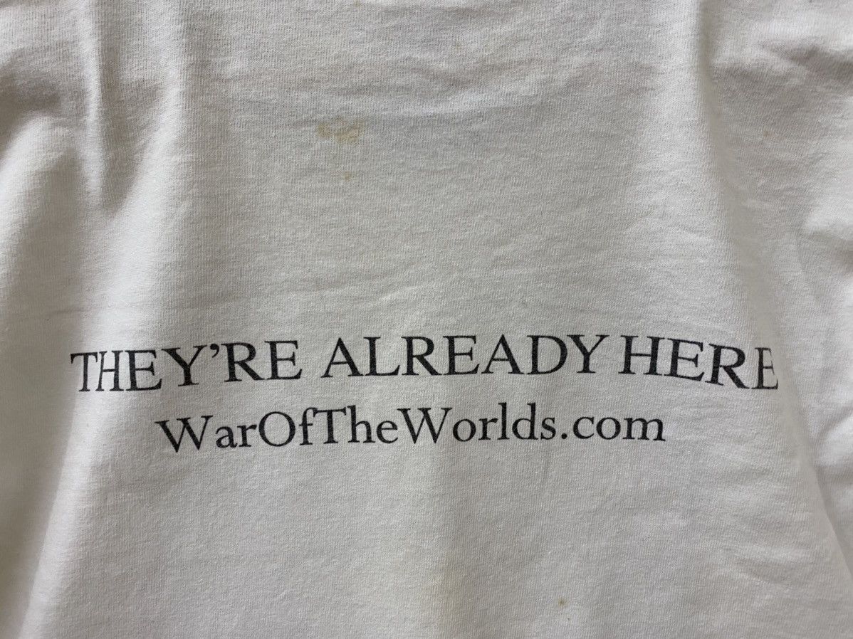 Band Tees × Vintage vintage 2005 WAR OF THE WORLDS ring ringer rare t-shirts Size US M / EU 48-50 / 2 - 6 Thumbnail