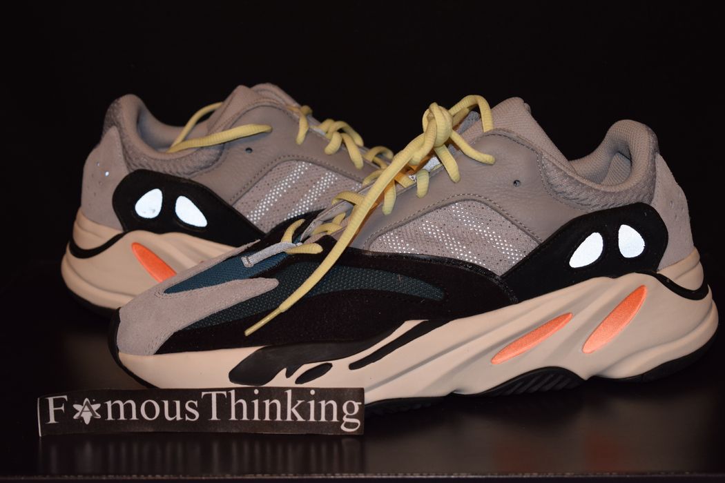 Yeezy 700 hot sale fit size