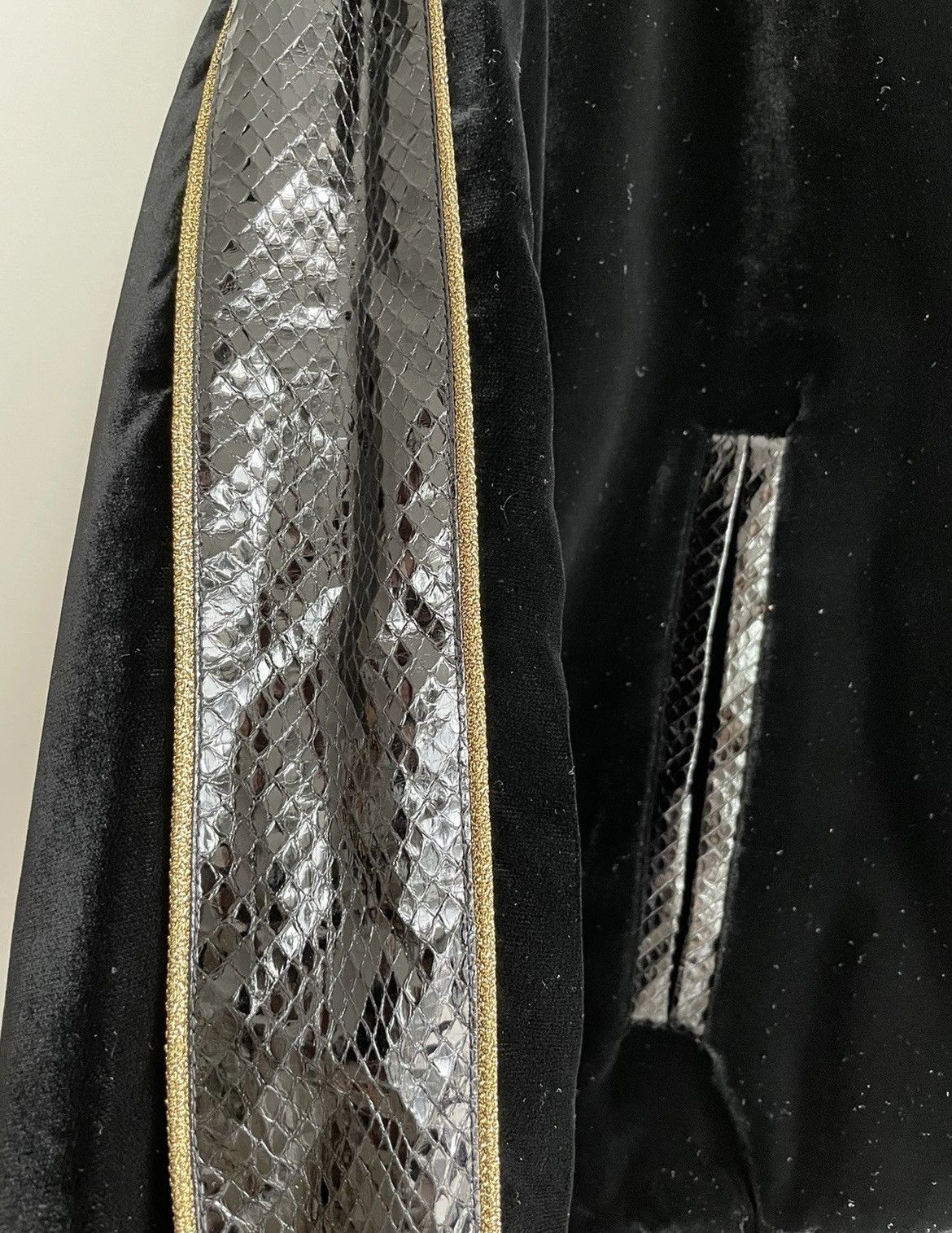 Saint Laurent Paris $4,000 Value Super Limited Runway Velvet Python Teddy Jacket Size US M / EU 48-50 / 2 - 5 Thumbnail