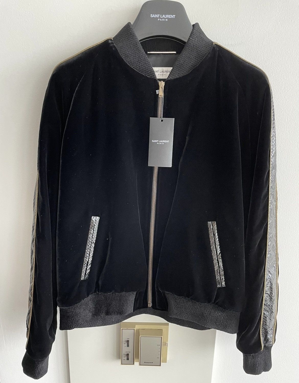 Saint Laurent Paris $4,000 Value Super Limited Runway Velvet Python Teddy Jacket Size US M / EU 48-50 / 2 - 2 Thumbnail