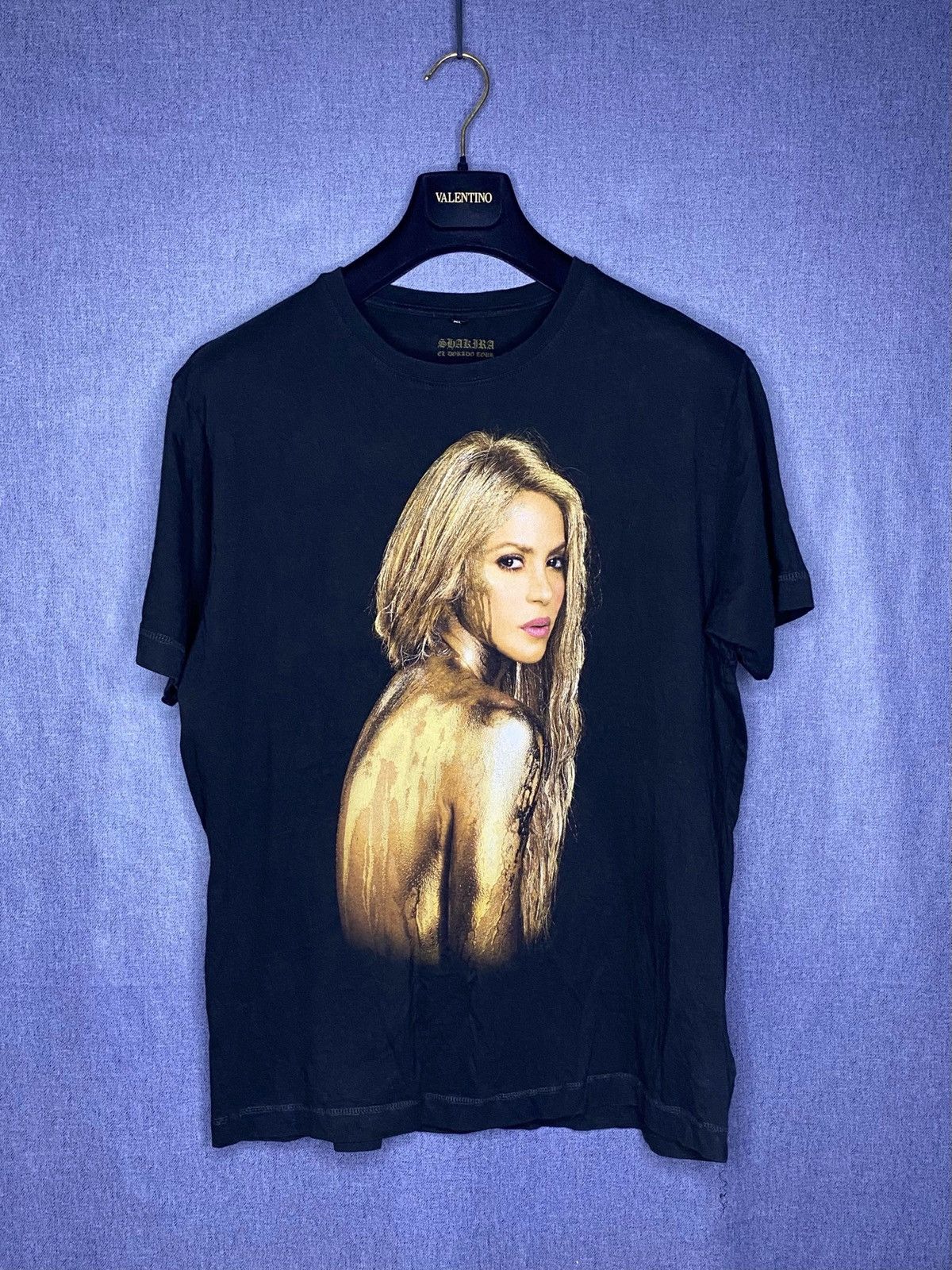 Band Tees Shakira El Dorado World Tour 2018 t shirt Size US L / EU 52-54 / 3 - 1 Thumbnail