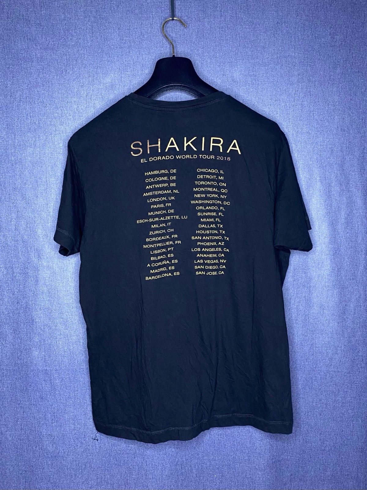 Band Tees Shakira El Dorado World Tour 2018 t shirt Size US L / EU 52-54 / 3 - 2 Thumbnail