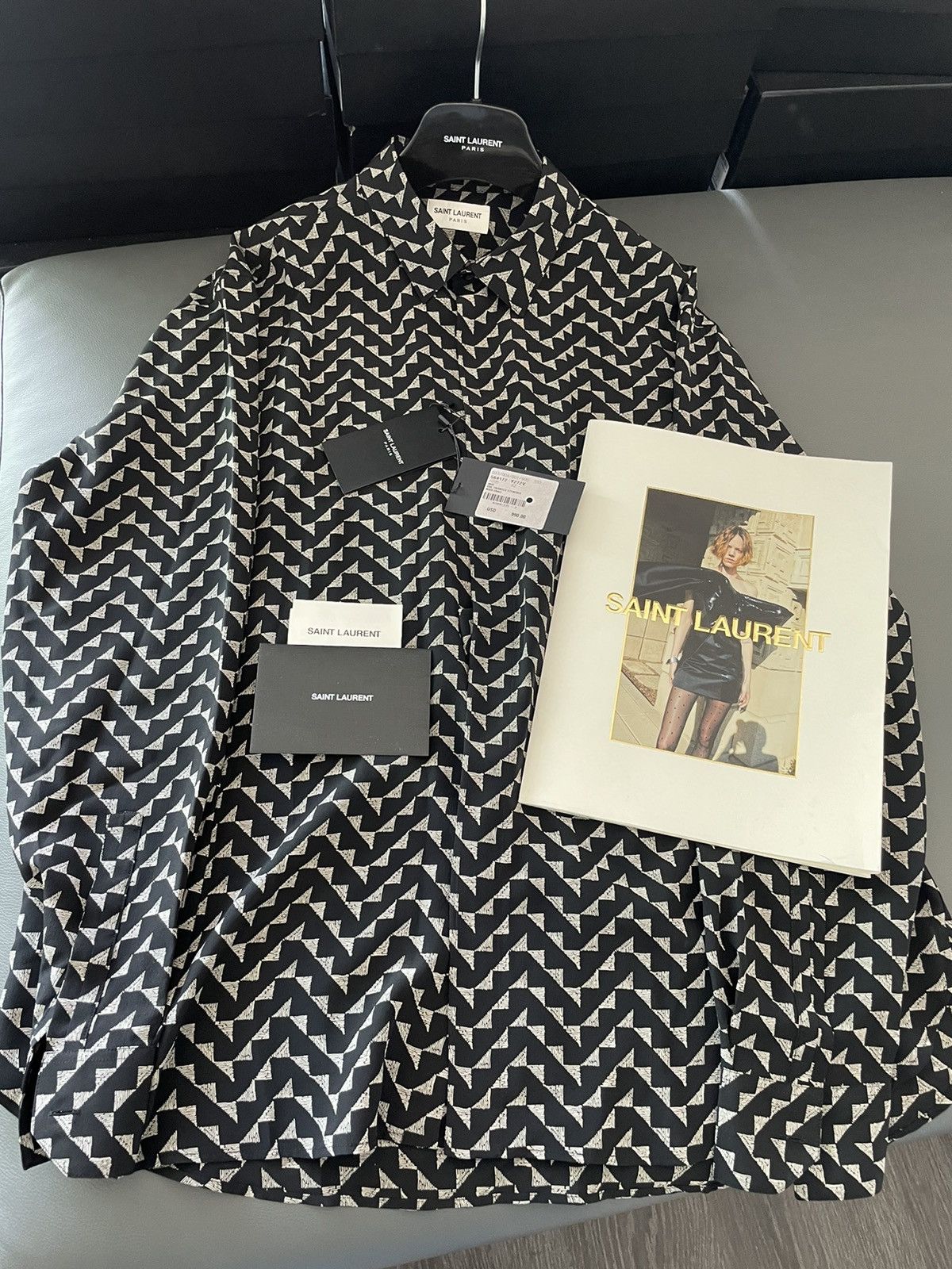 Hedi Slimane × Saint Laurent Paris × Yves Saint Laurent Saint Laurent Super Runway Pure Silk Shirt Triangle Print Size US L / EU 52-54 / 3 - 15 Thumbnail